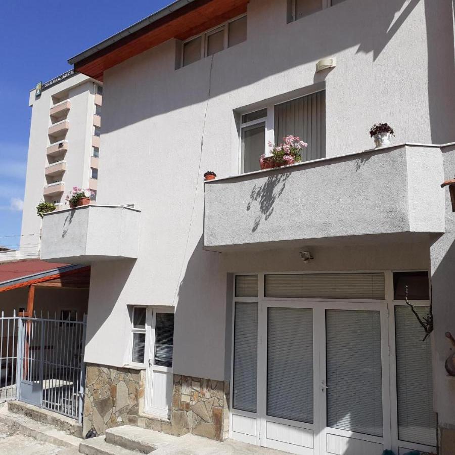 Three-Bedroom Villa photo 1