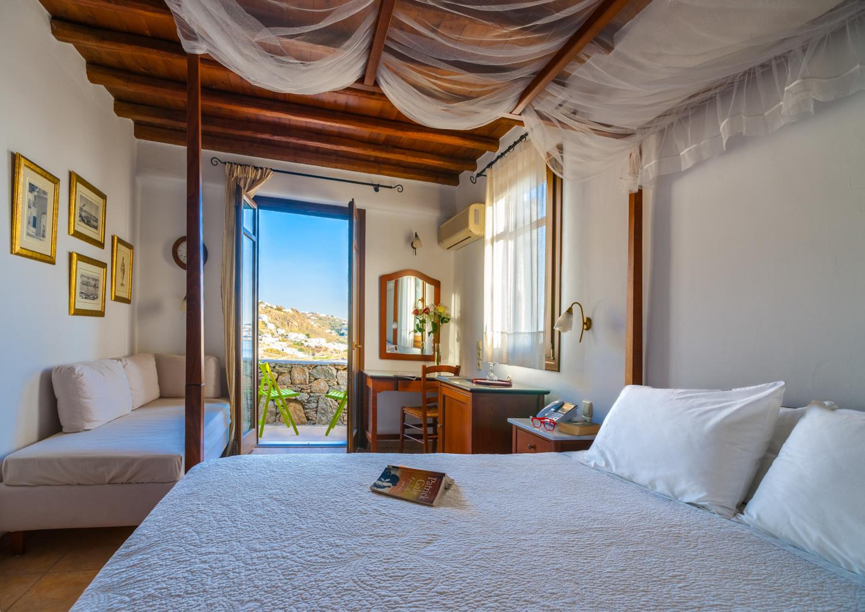 Superior Double or Twin Room with Sea View photo 3