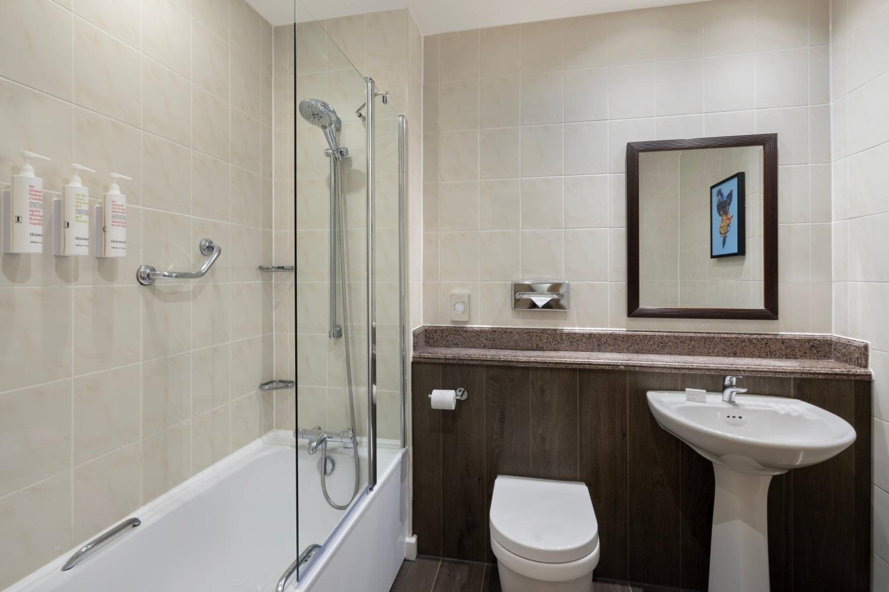 Superior King Room - Photo 4