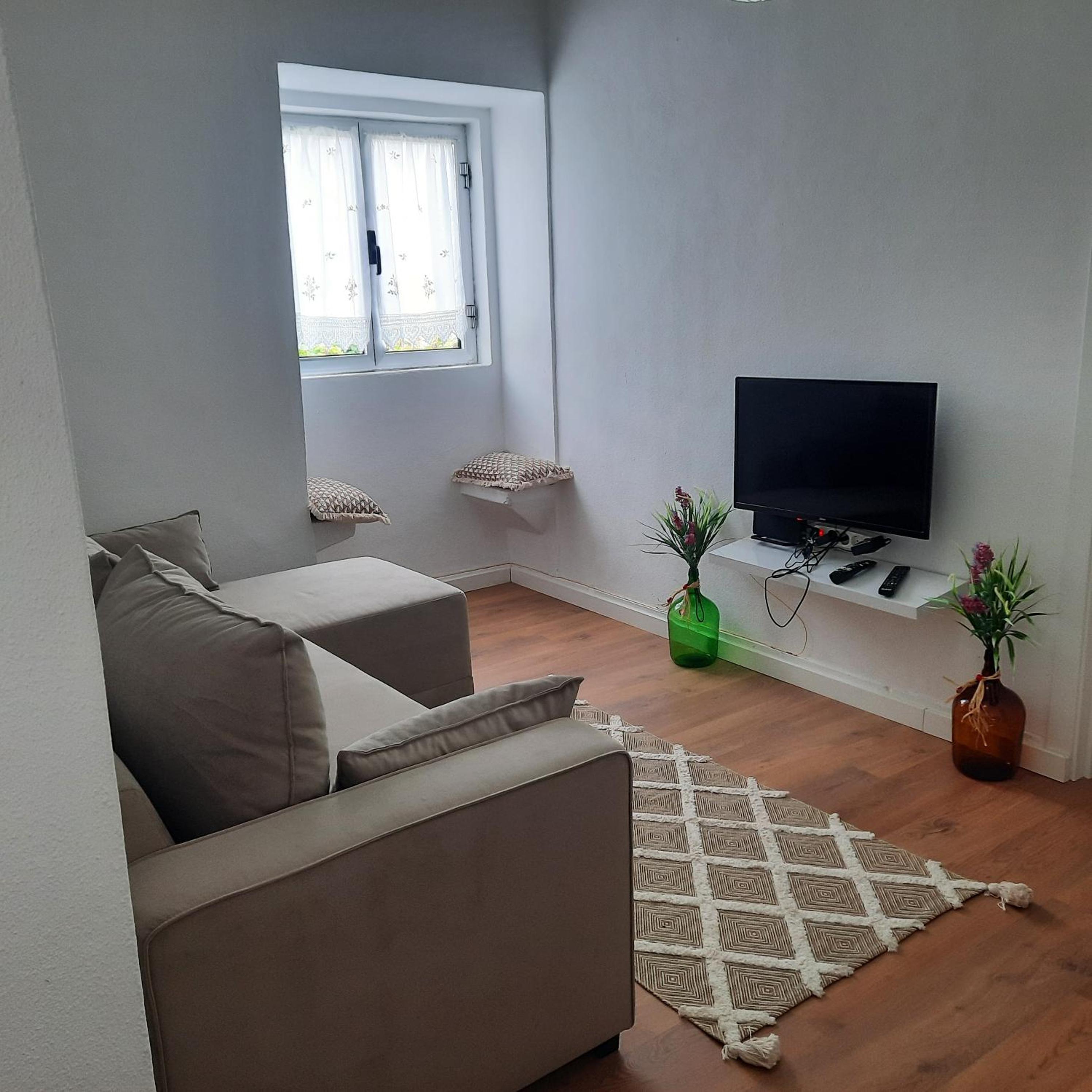 Three-Bedroom House photo 2