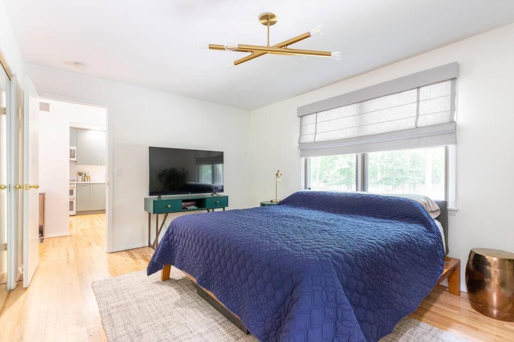 Three-Bedroom House photo 1