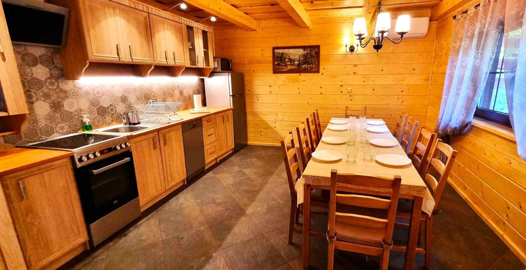Three-Bedroom Chalet photo 2