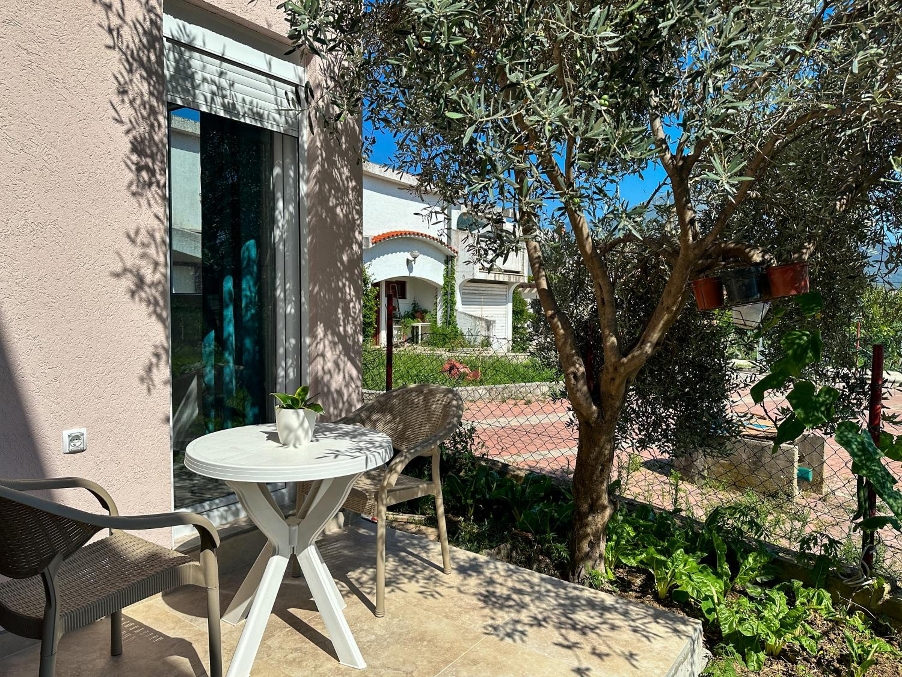 Studio with Terrace