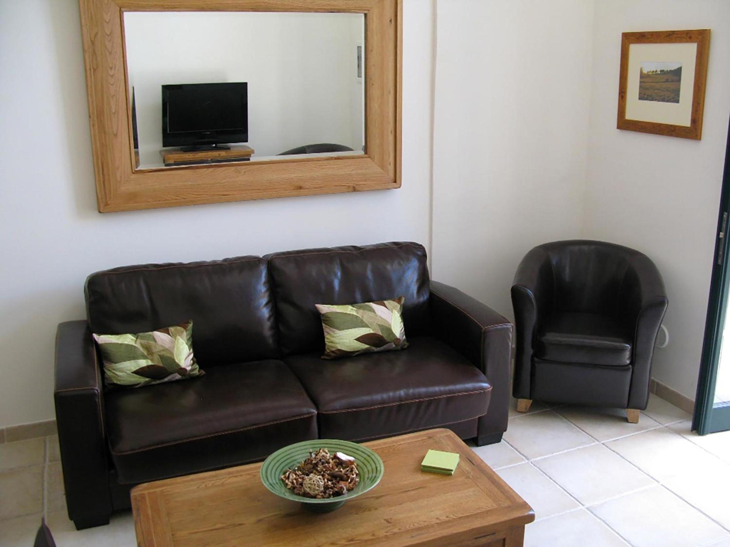 Two-Bedroom Apartment photo 2