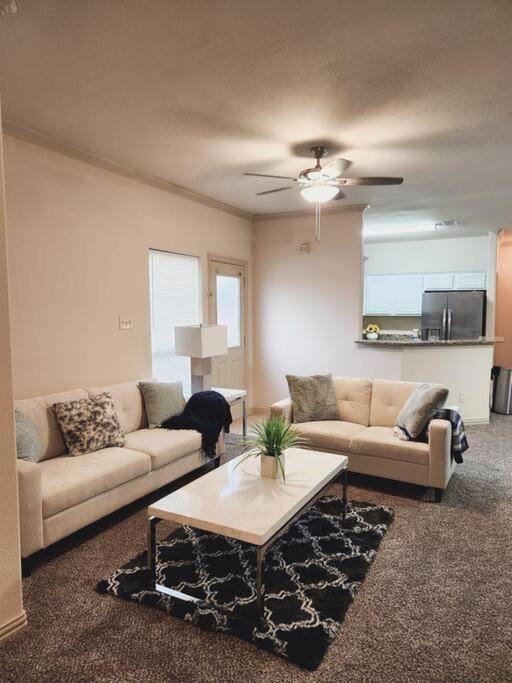 Three-Bedroom Townhouse photo 3