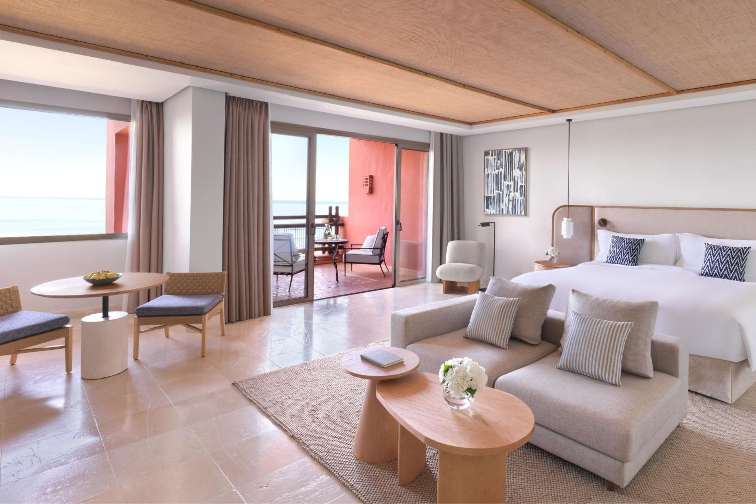 Citadel Junior Suite Ocean View thumbnail 5