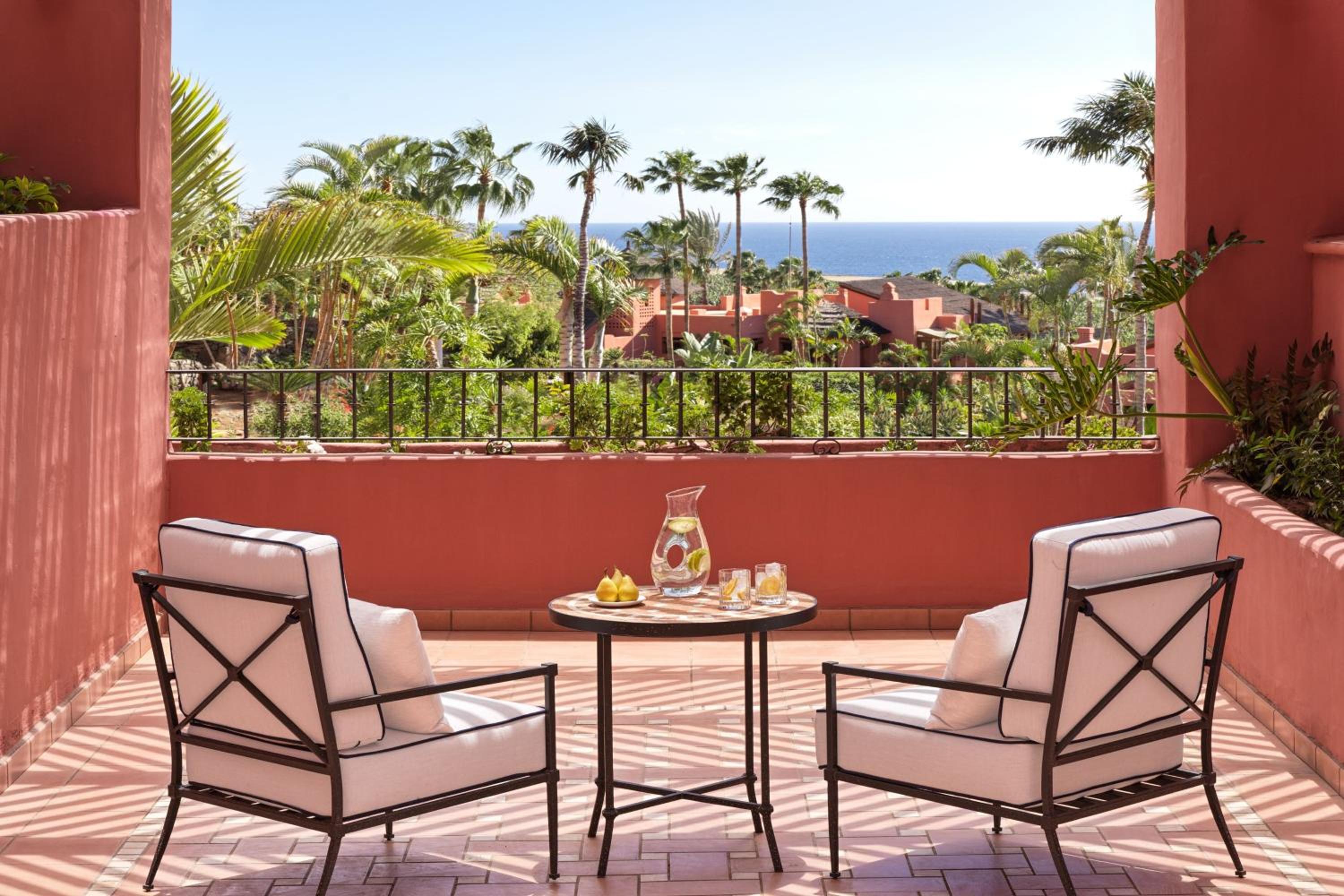 Citadel Deluxe Resort View thumbnail 6