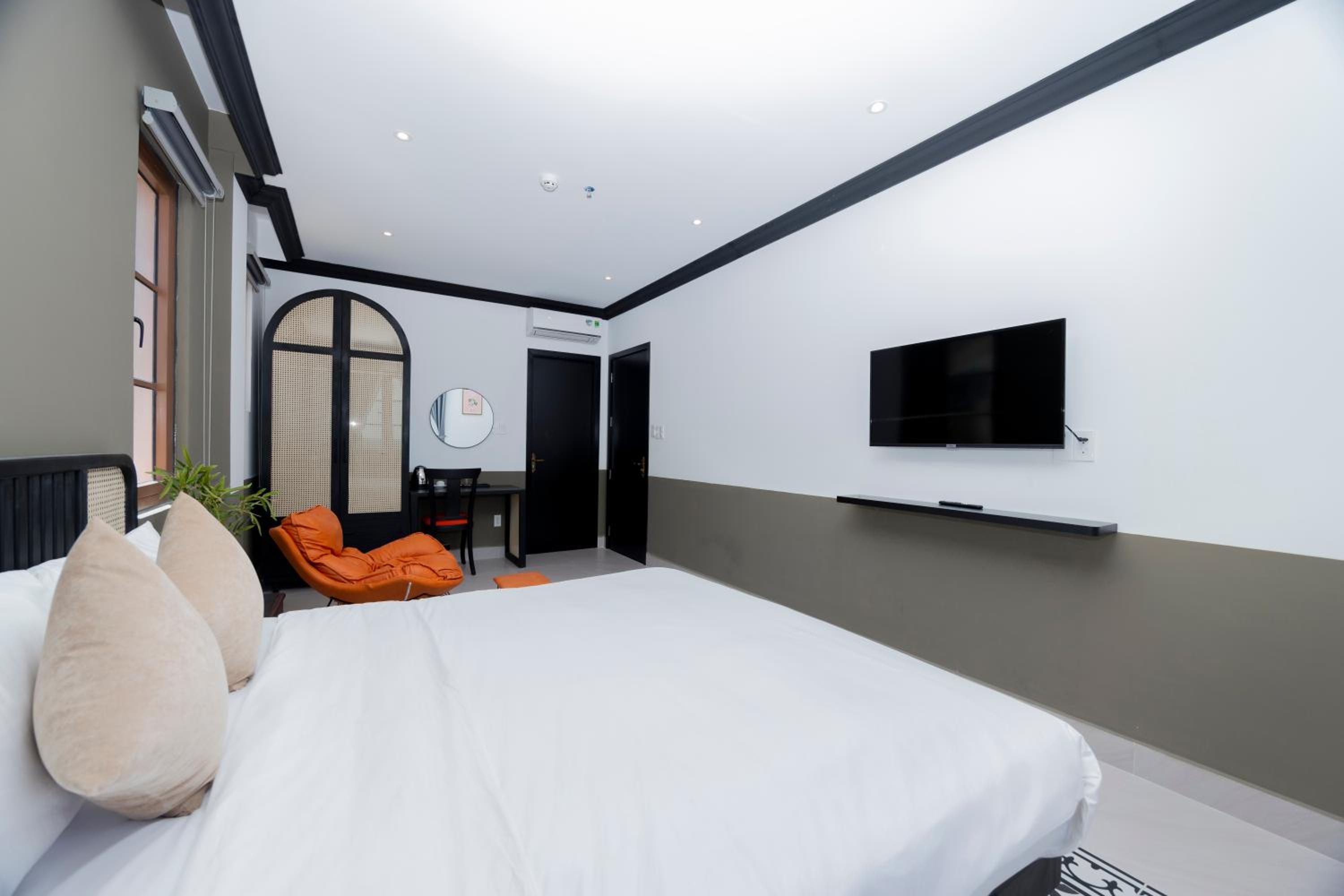 King Room with Sea View - Photo 5
