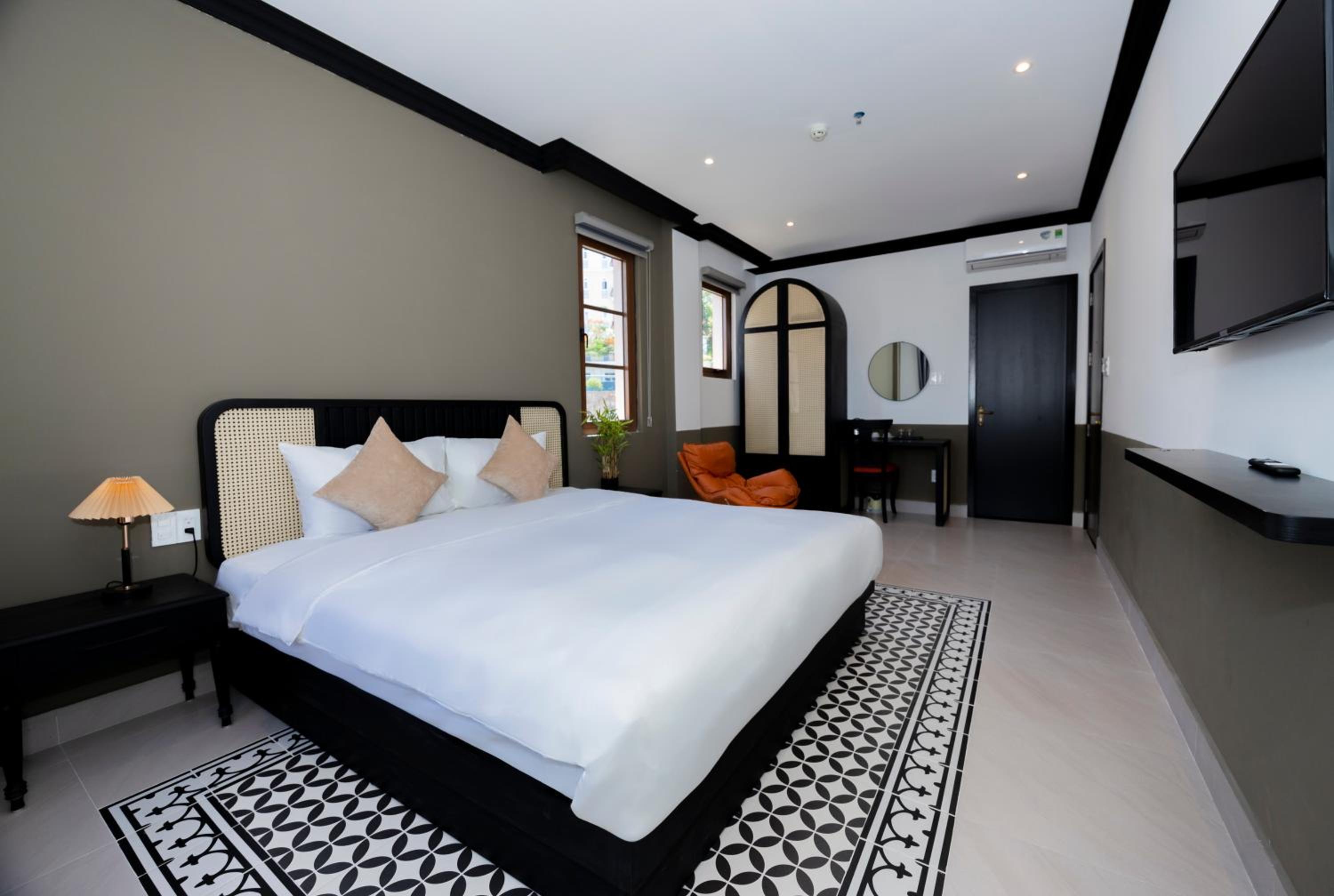 King Room with Sea View - Photo 6