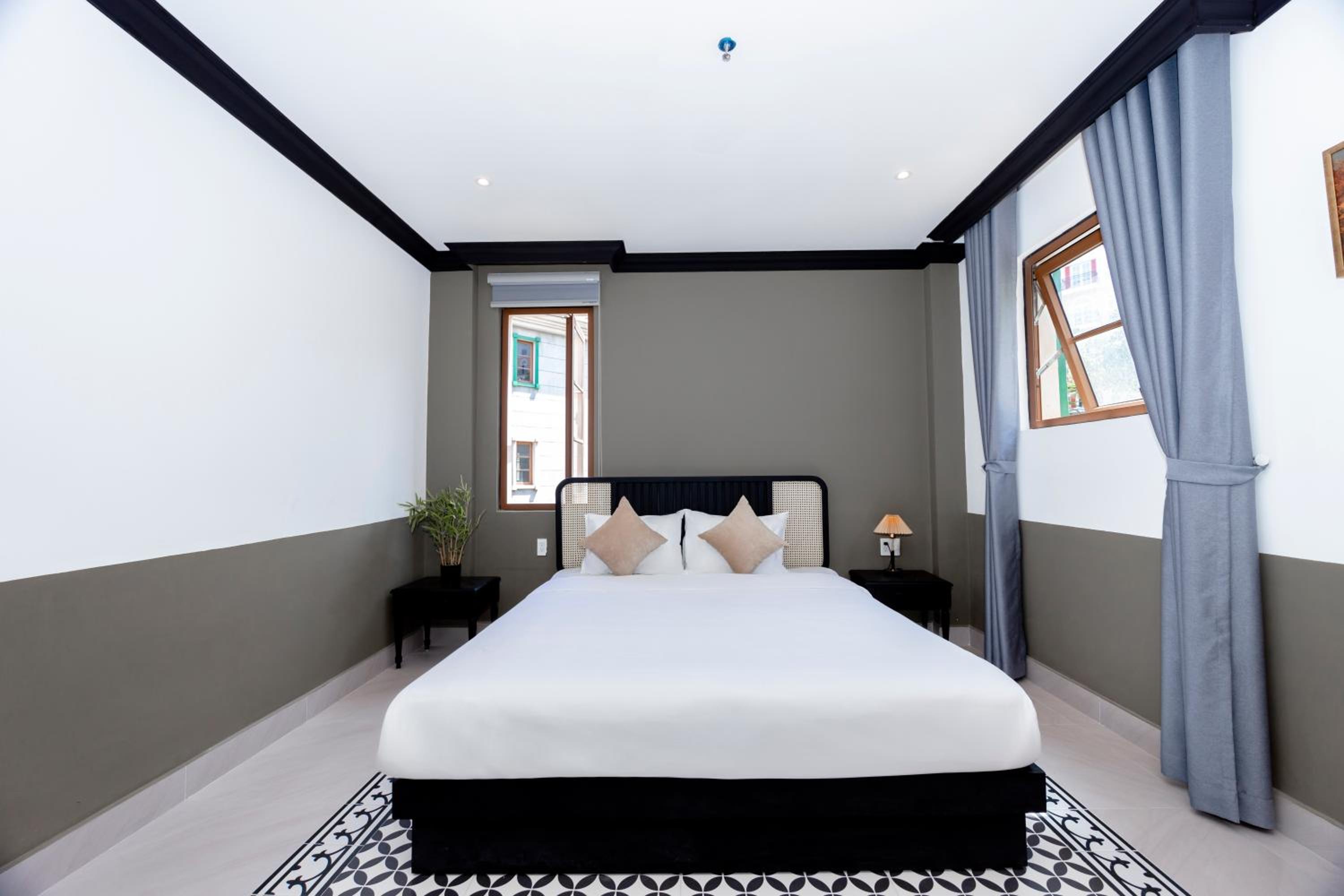 King Room with Sea View - Photo 12