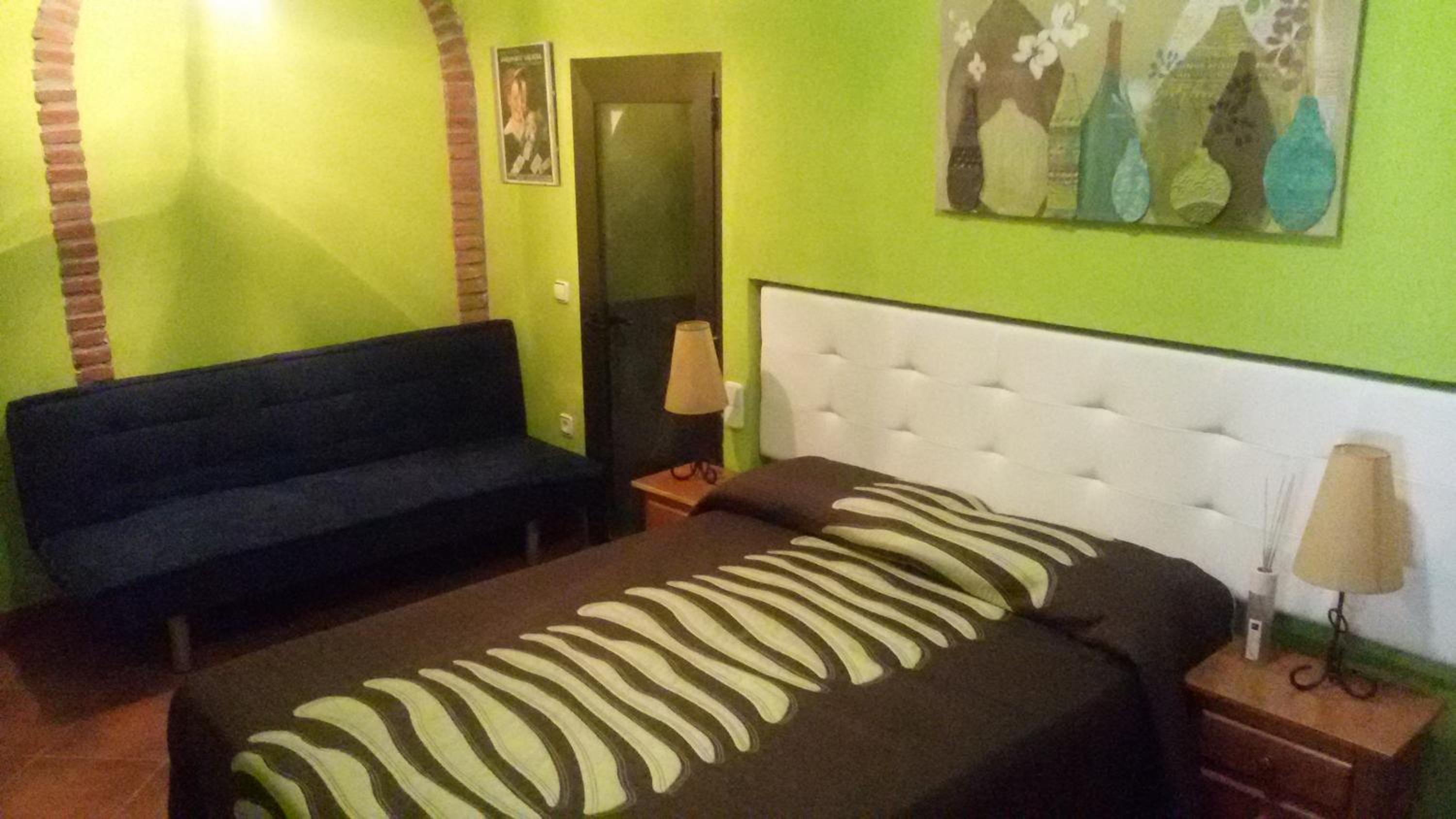 Two-Bedroom House (2-6 Adults) - Photo 209