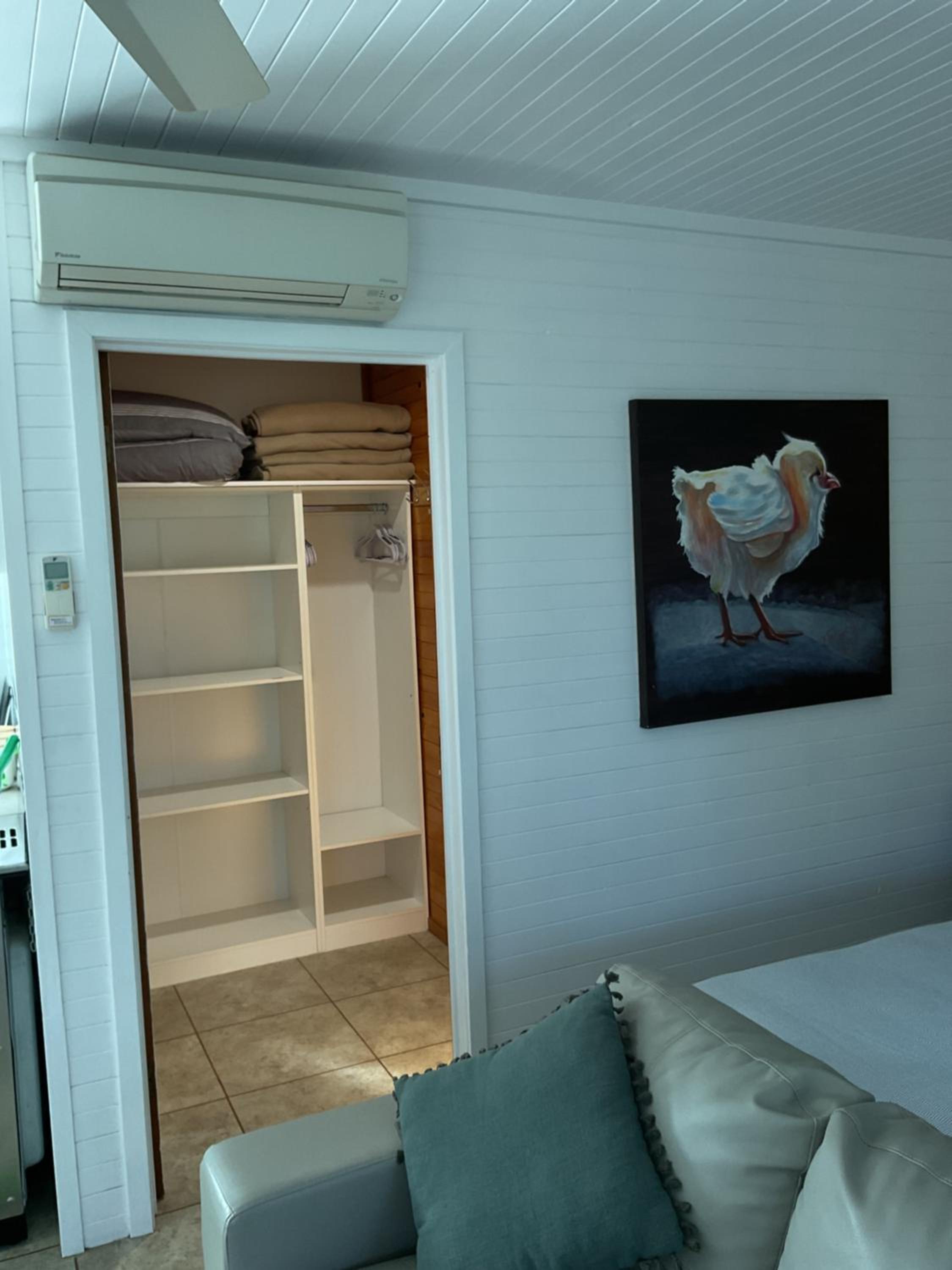 Deluxe Family Room - Photo 9