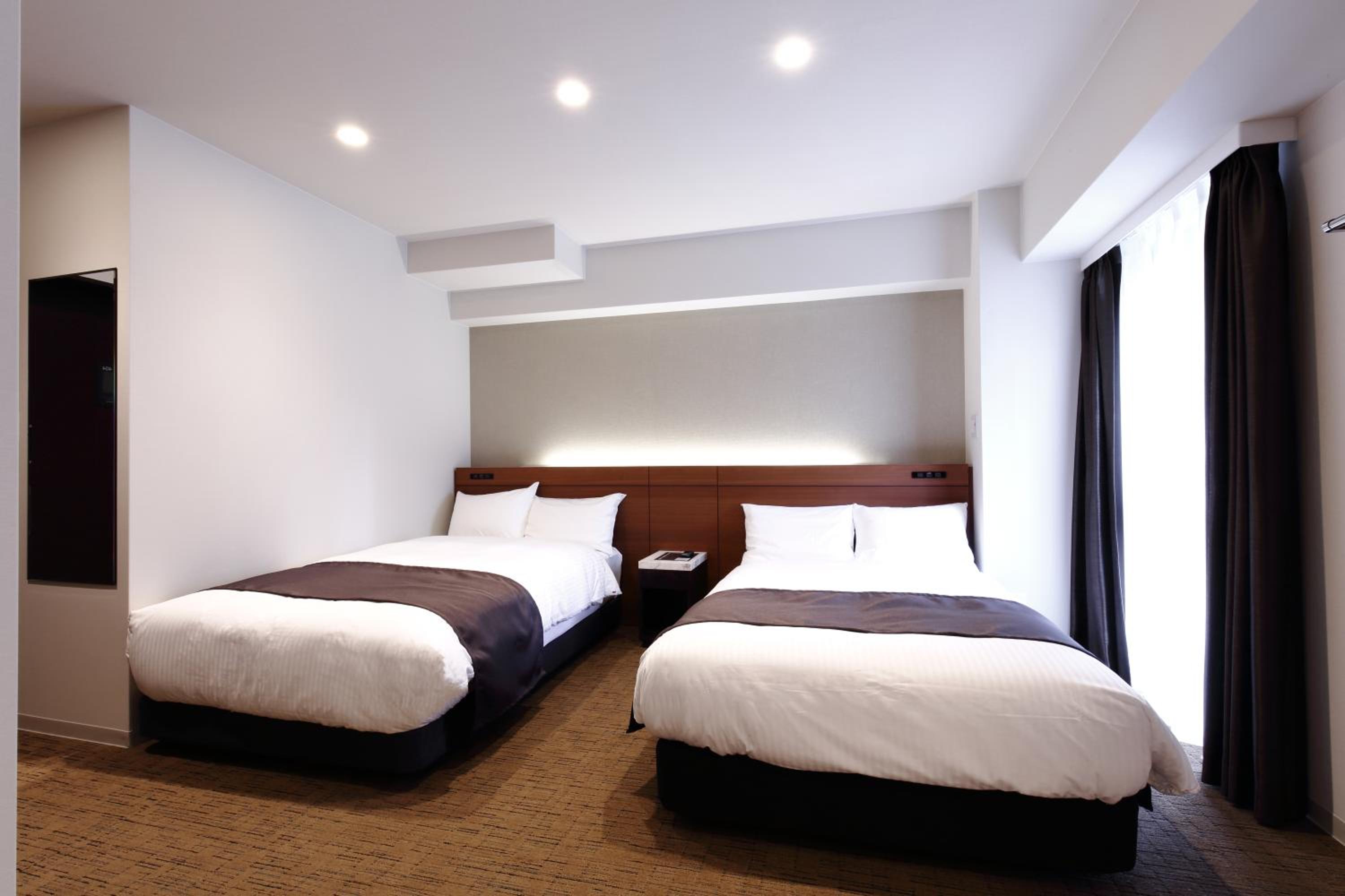 Twin Room with Extra Bed