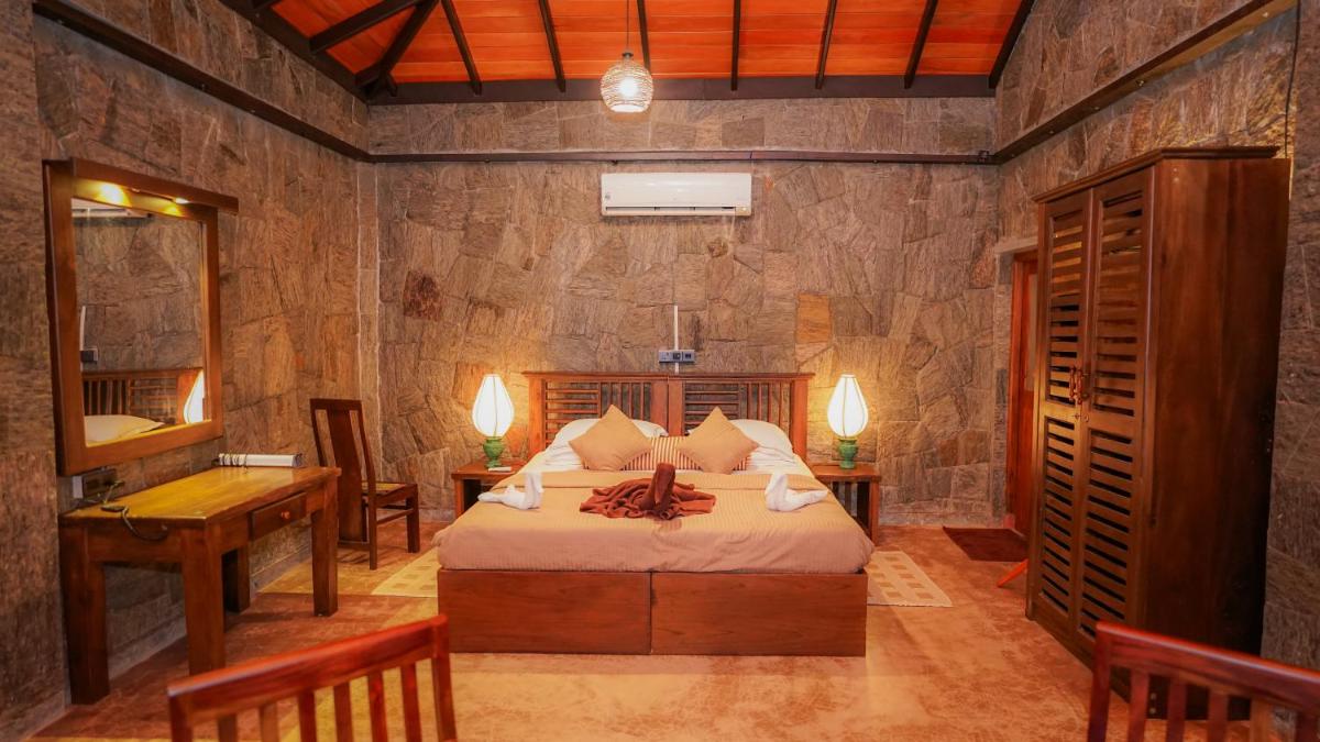 Deluxe Double or Twin Room with River View photo 3