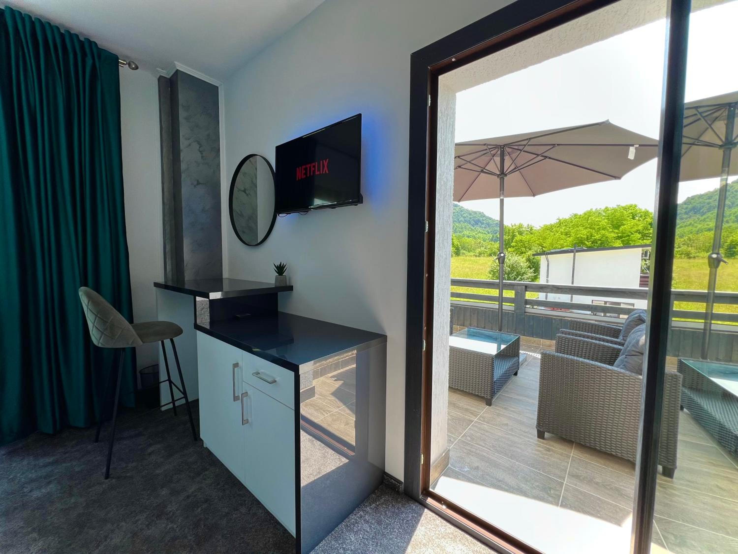 Triple Room with Terrace photo 1