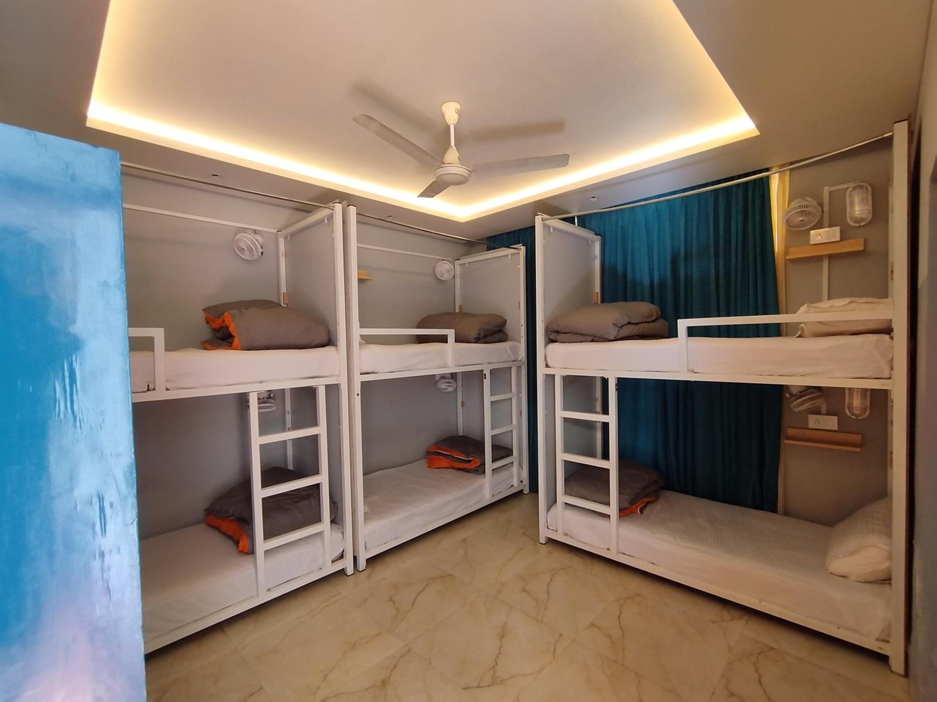 Bed in 6-Bed Female Dormitory Room photo 2