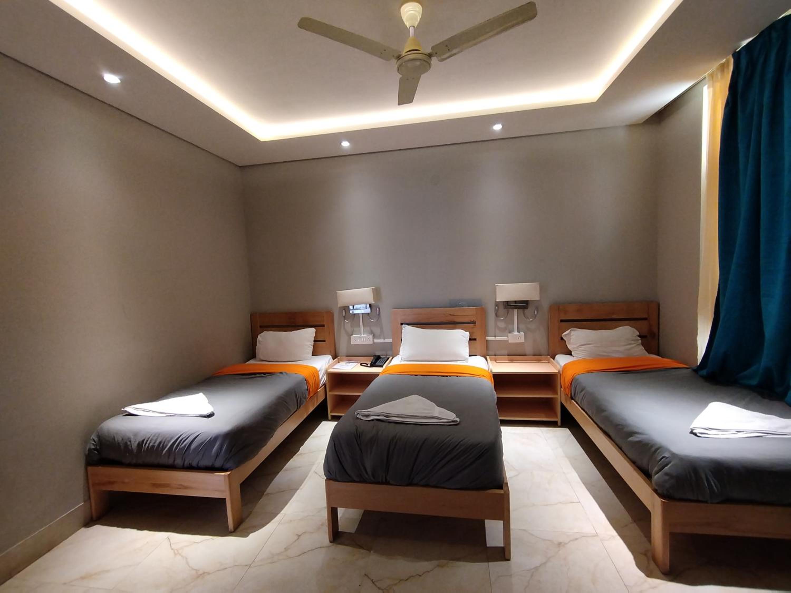 Superior Triple Room - Photo 2