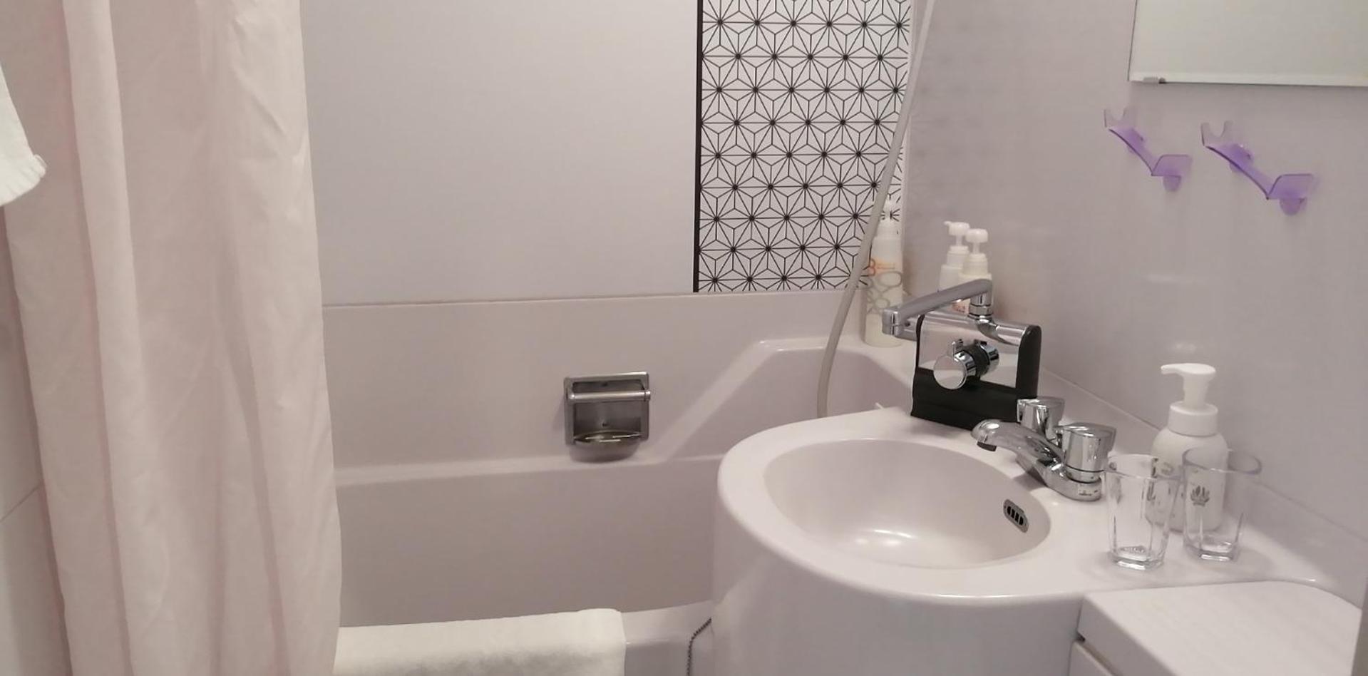 Double Room - Non-Smoking  - Photo 3