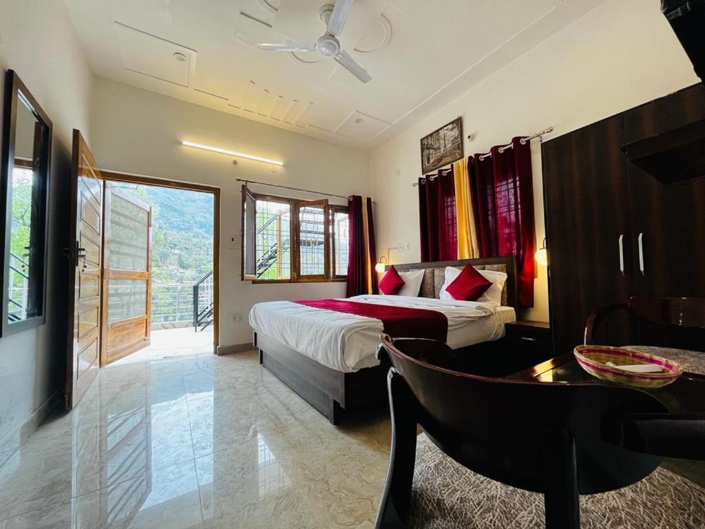 Double Room With Lake View photo 3