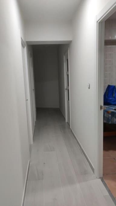 Three-Bedroom Apartment photo 2