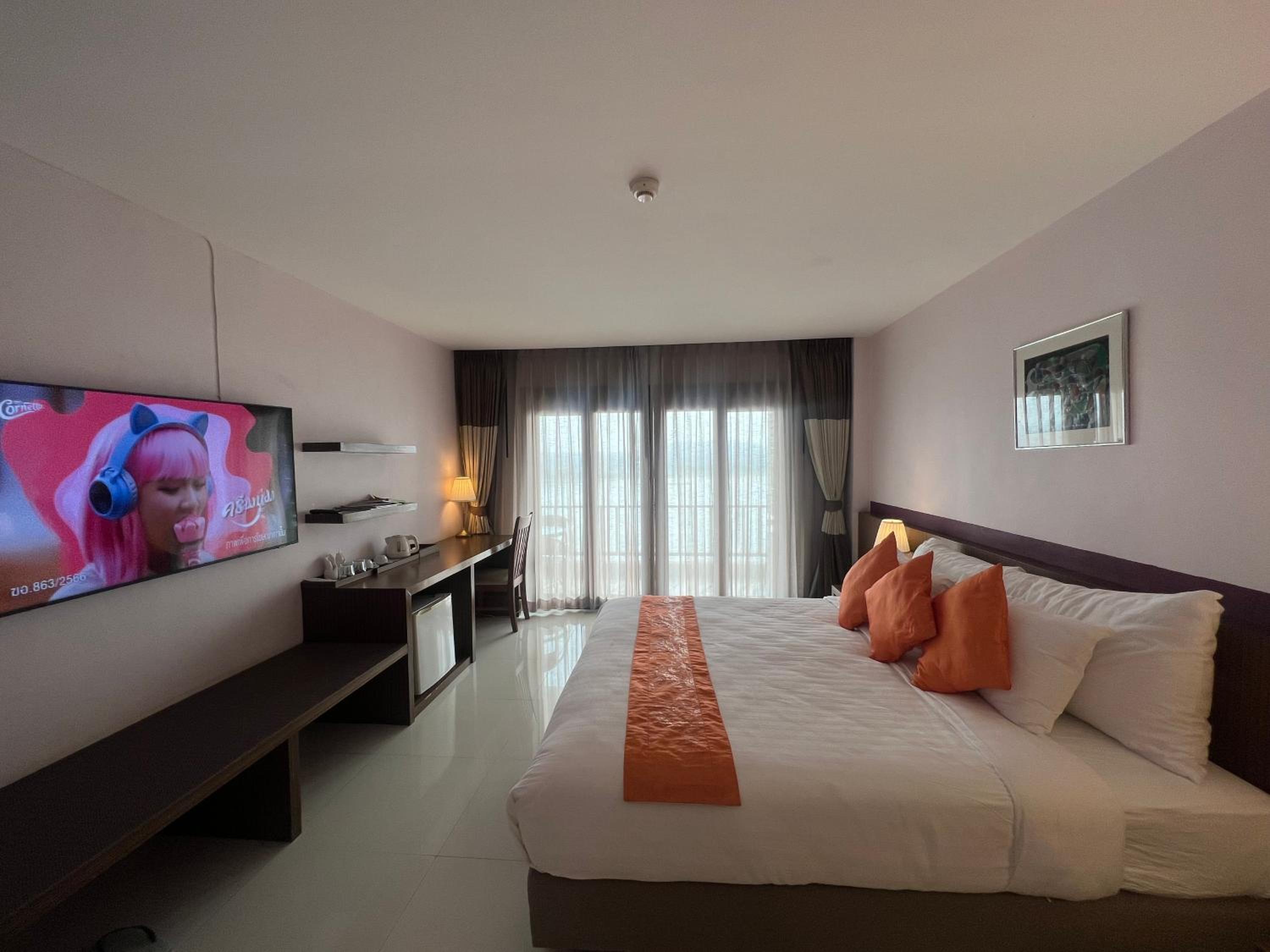 Grand Deluxe Double Room - Photo 15