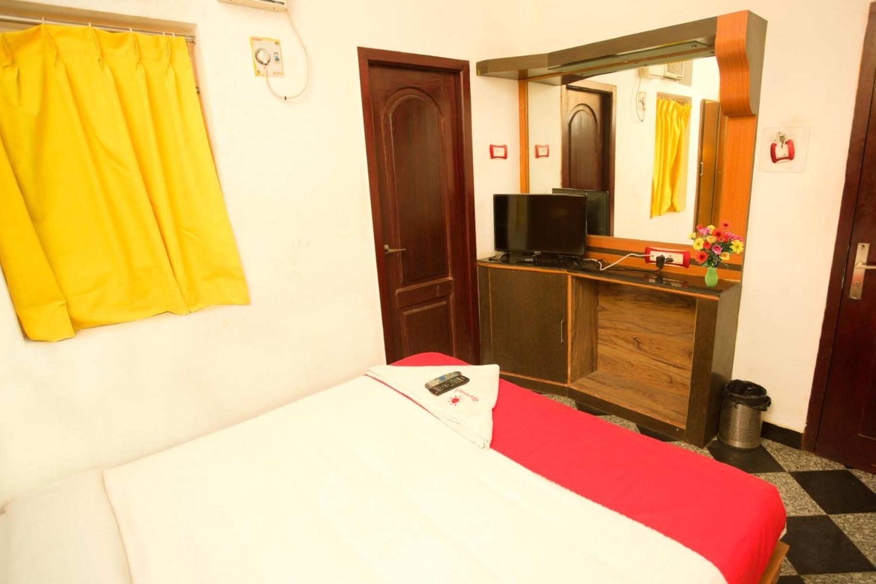 Deluxe Room - Photo 7