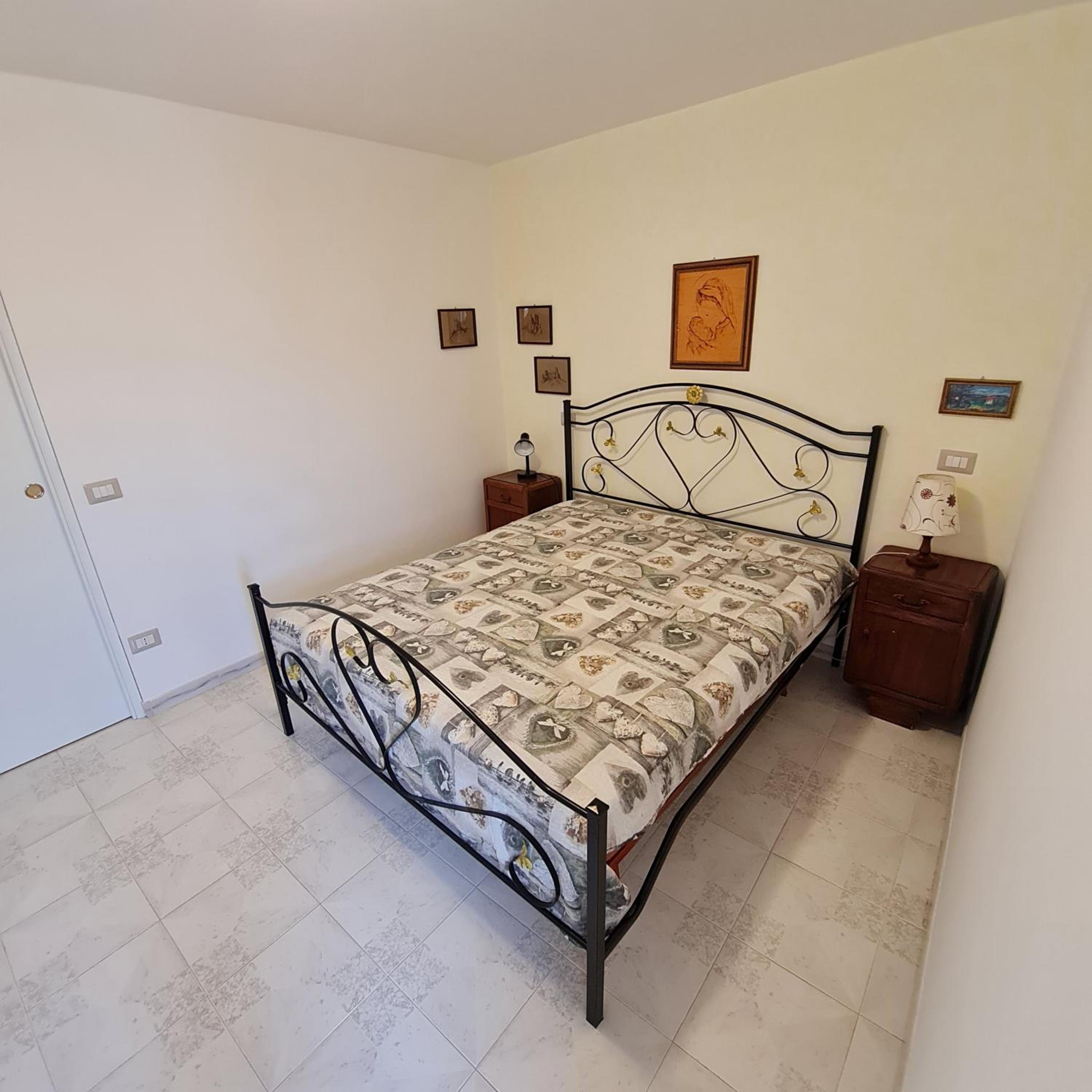 One-Bedroom House photo 2