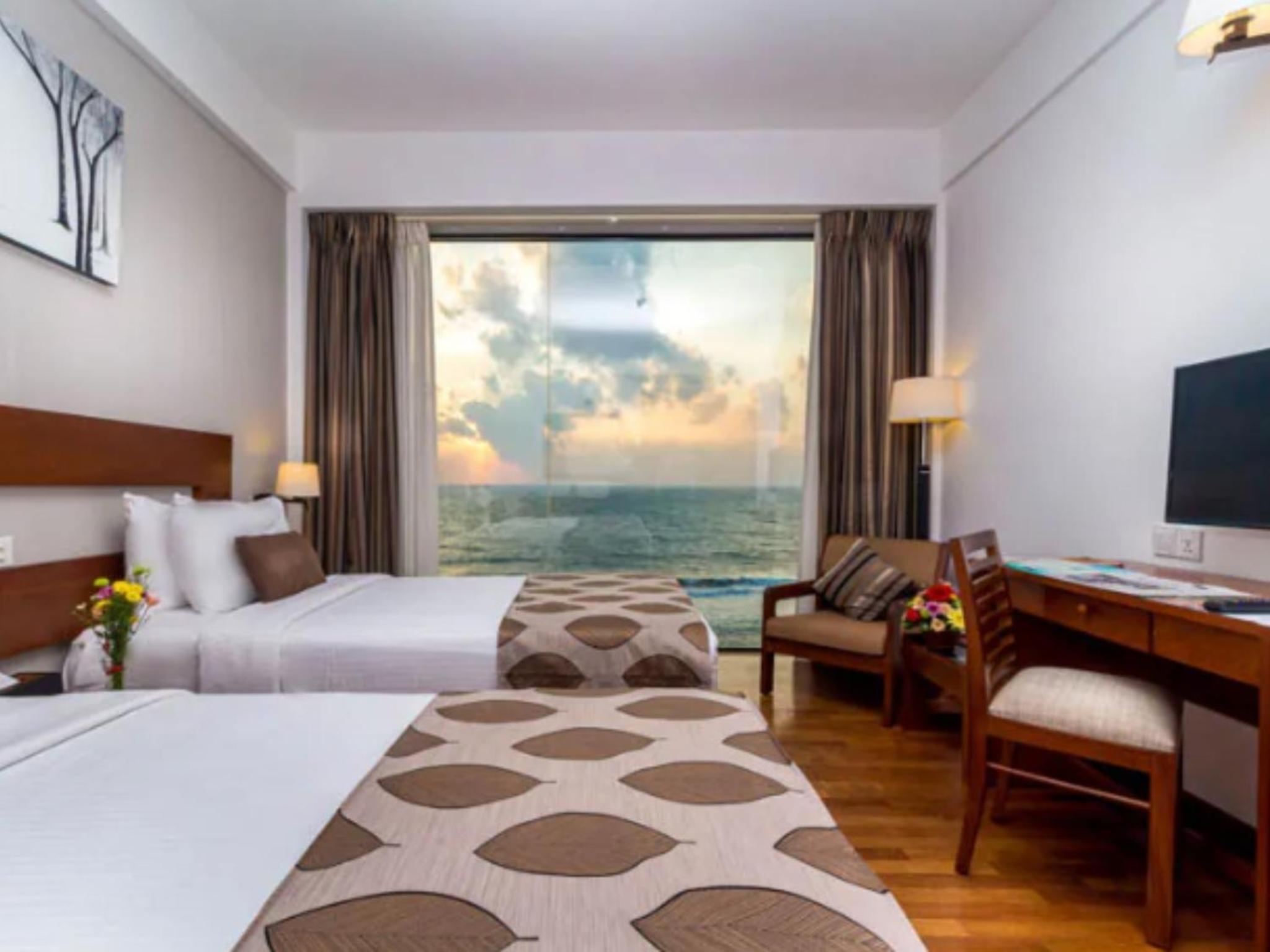 Superior Twin Room with Ocean View - Early Check-in at 11 AM & Late Check-out at 2 PM (on Availability), 15% Discount on Food & Beverage and 10% discount on Spa photo 3