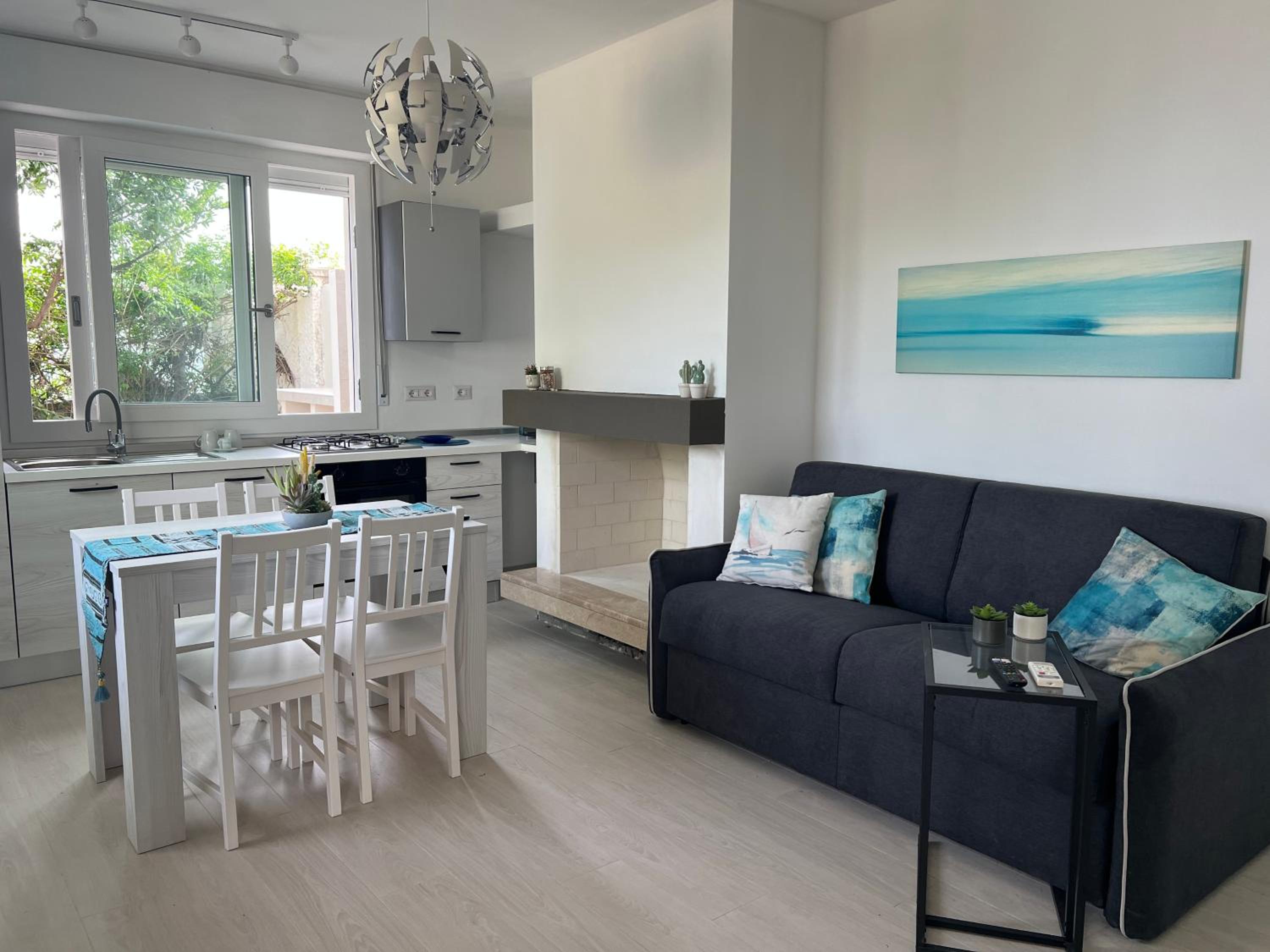 One-Bedroom House photo 1