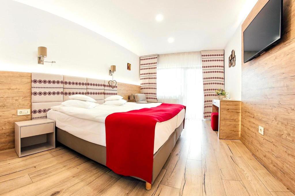 Deluxe Double or Twin Room with Balcony - Photo 72