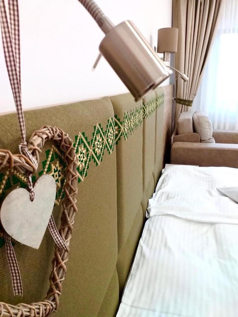 Deluxe Double or Twin Room with Balcony - Photo 14