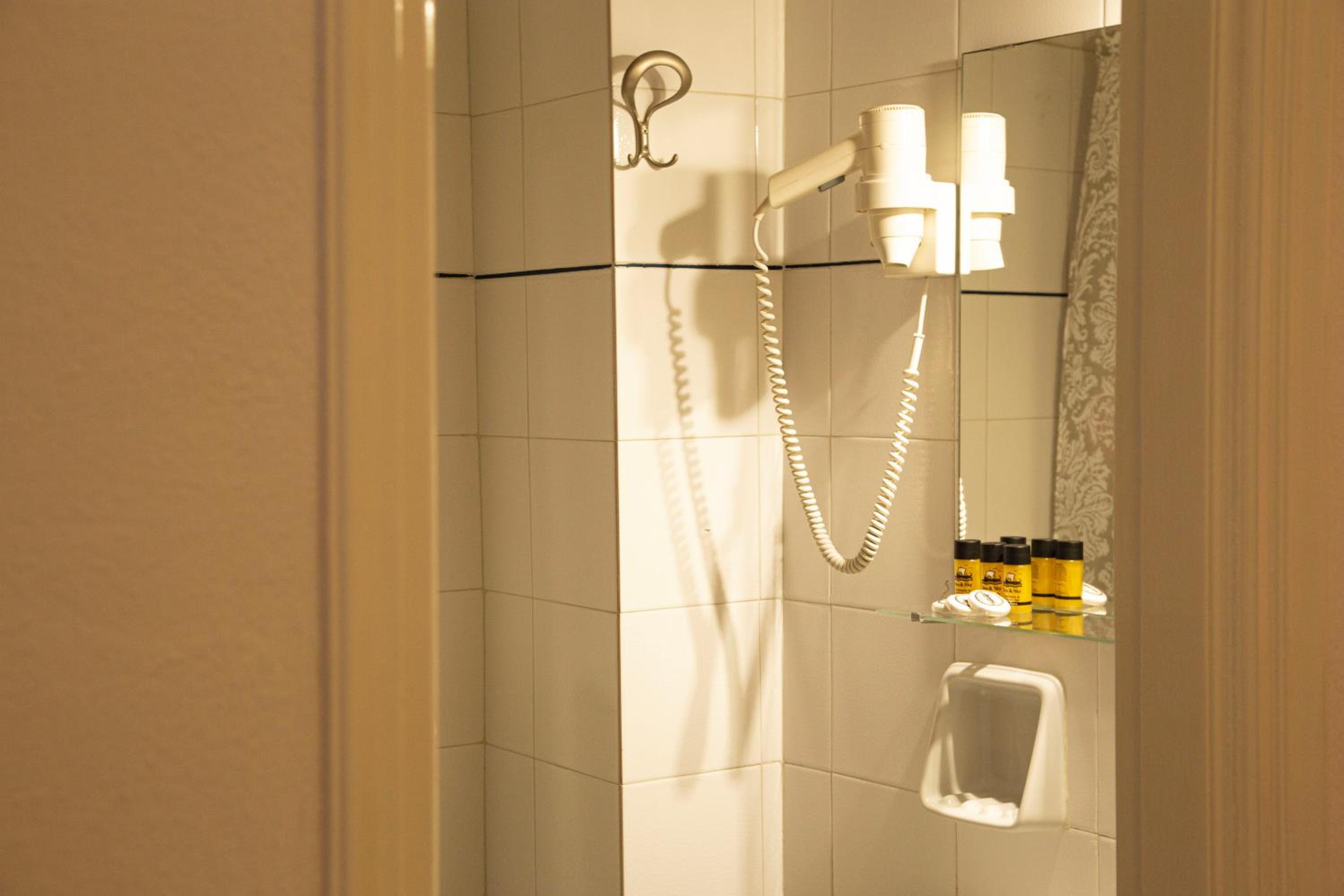 Basic Triple Room - Photo 7