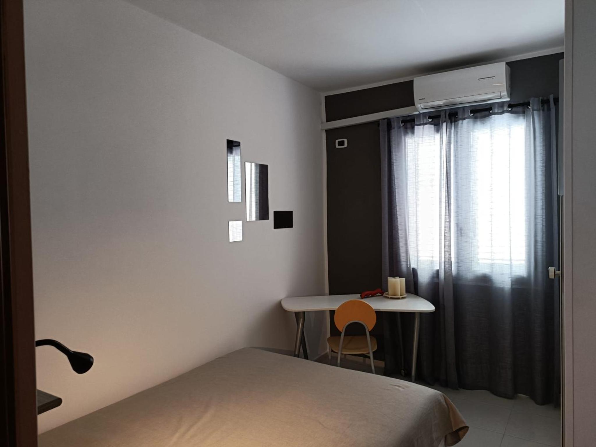 Economy Double Room photo 2