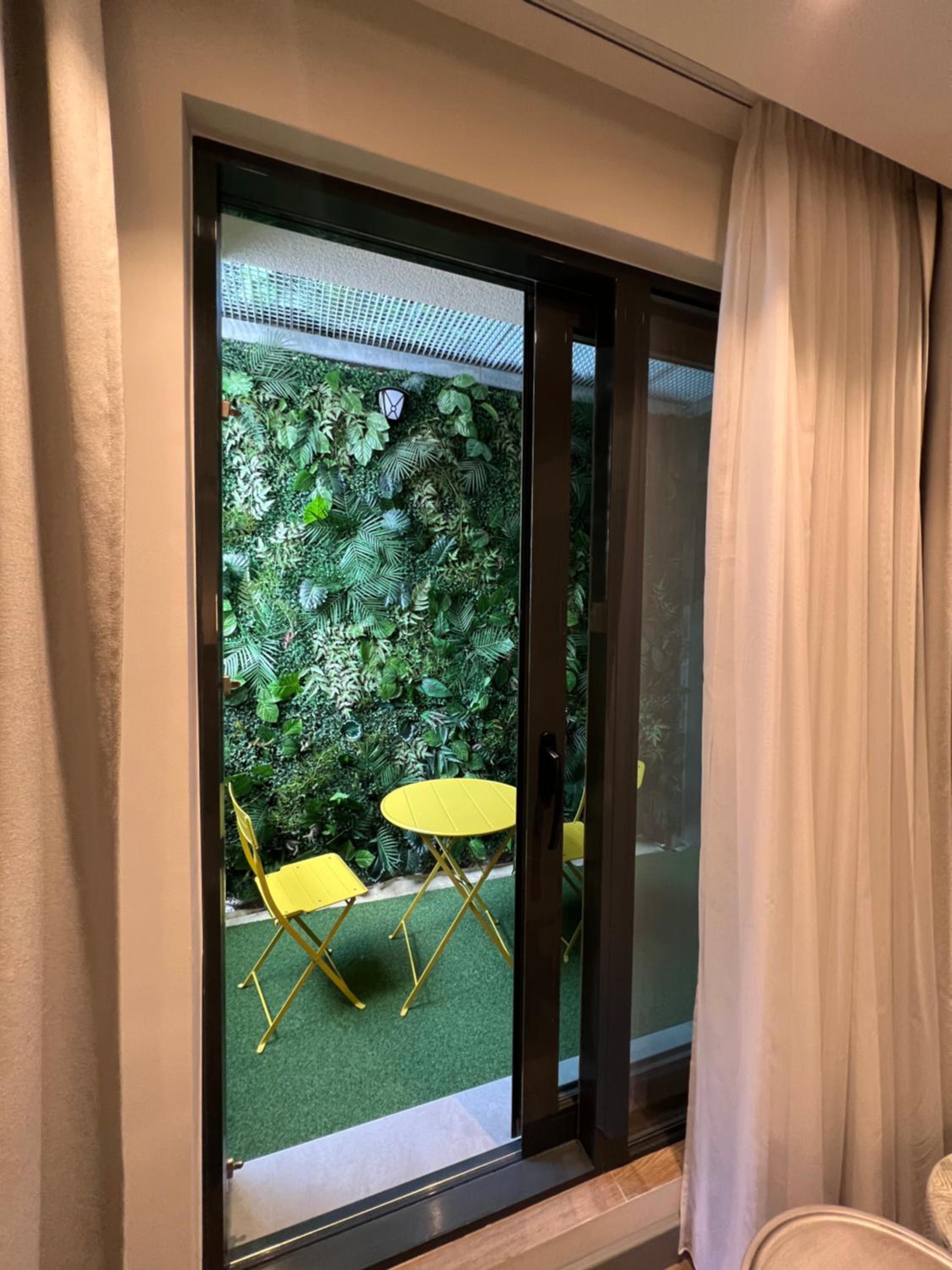 Standard Double Room - No View - Photo 4