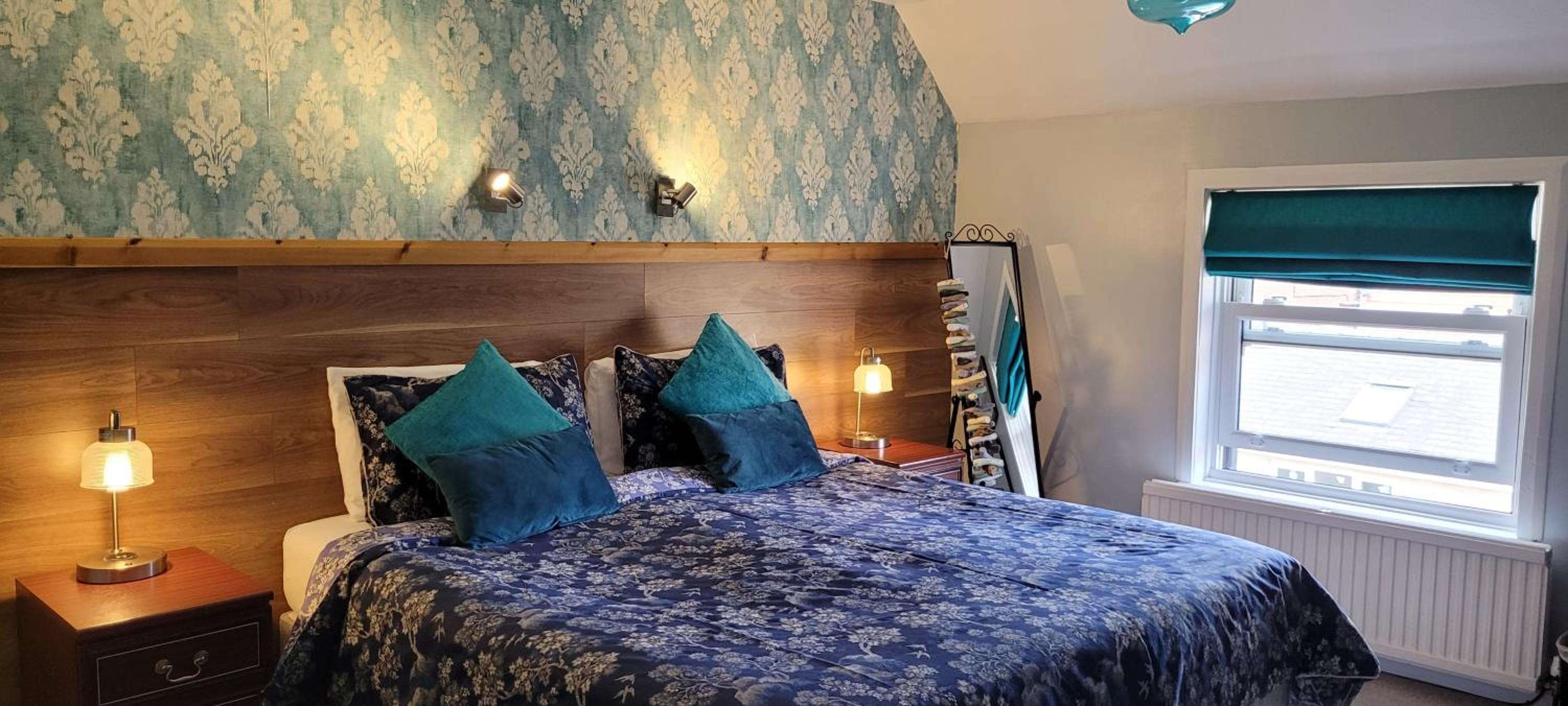 Deluxe King Room photo 2
