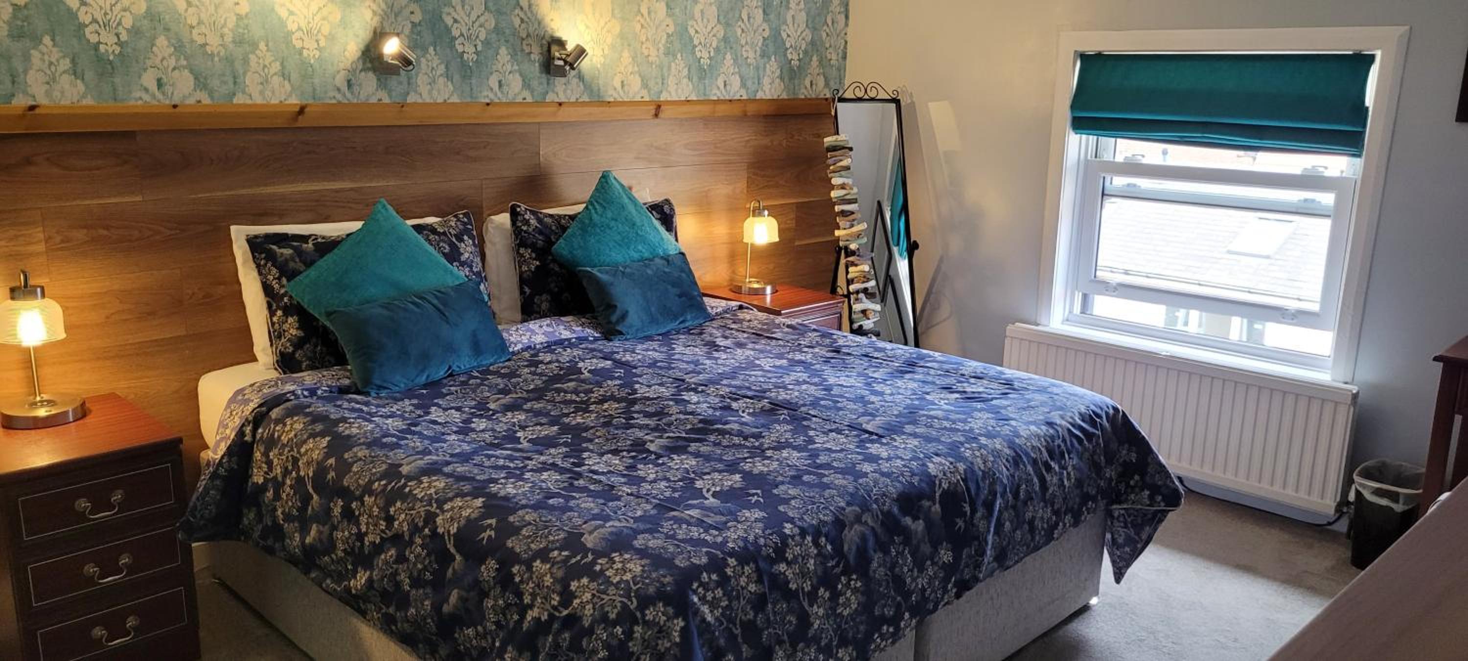 Deluxe King Room photo 3