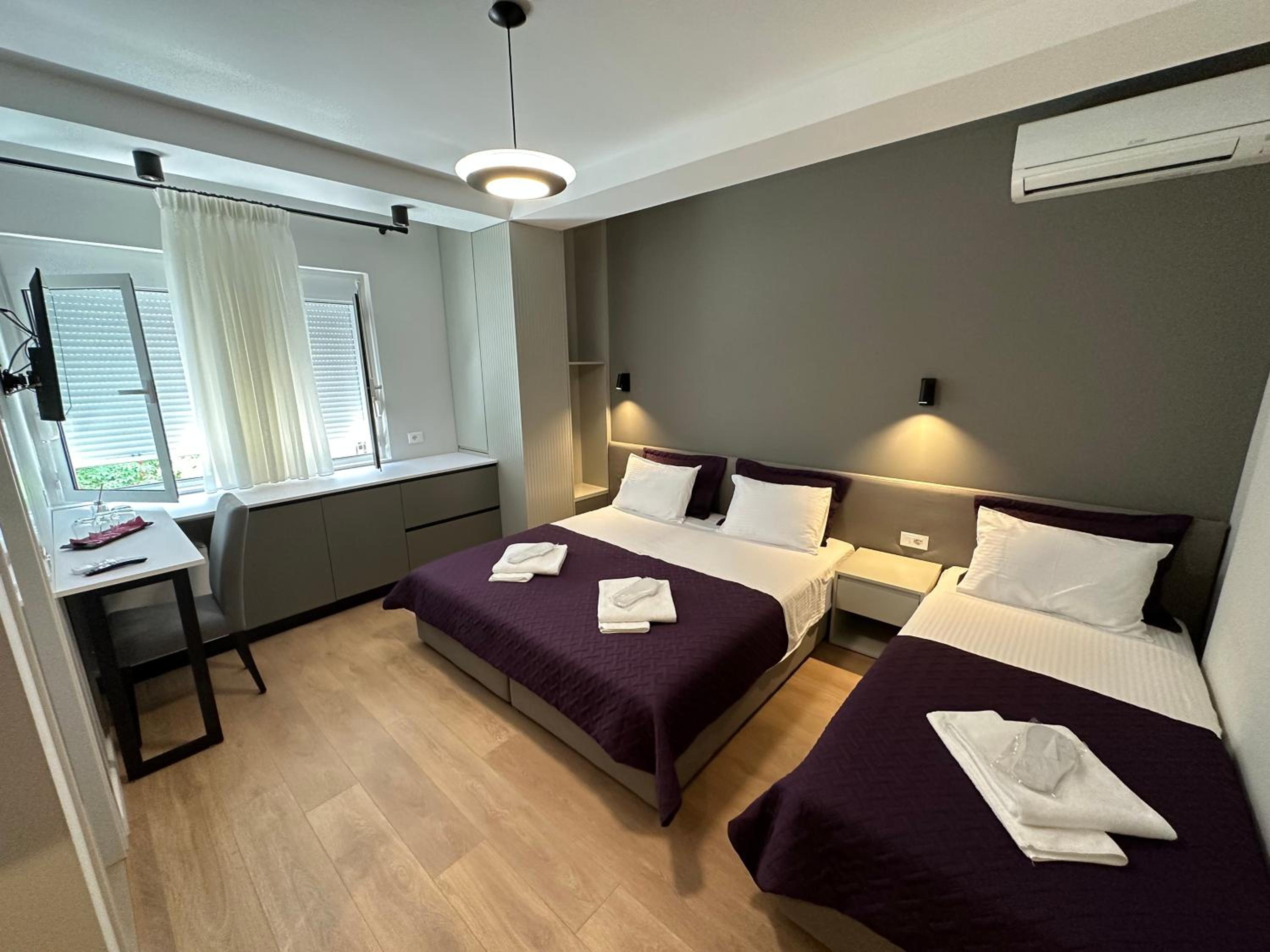 Deluxe Triple Room photo 3