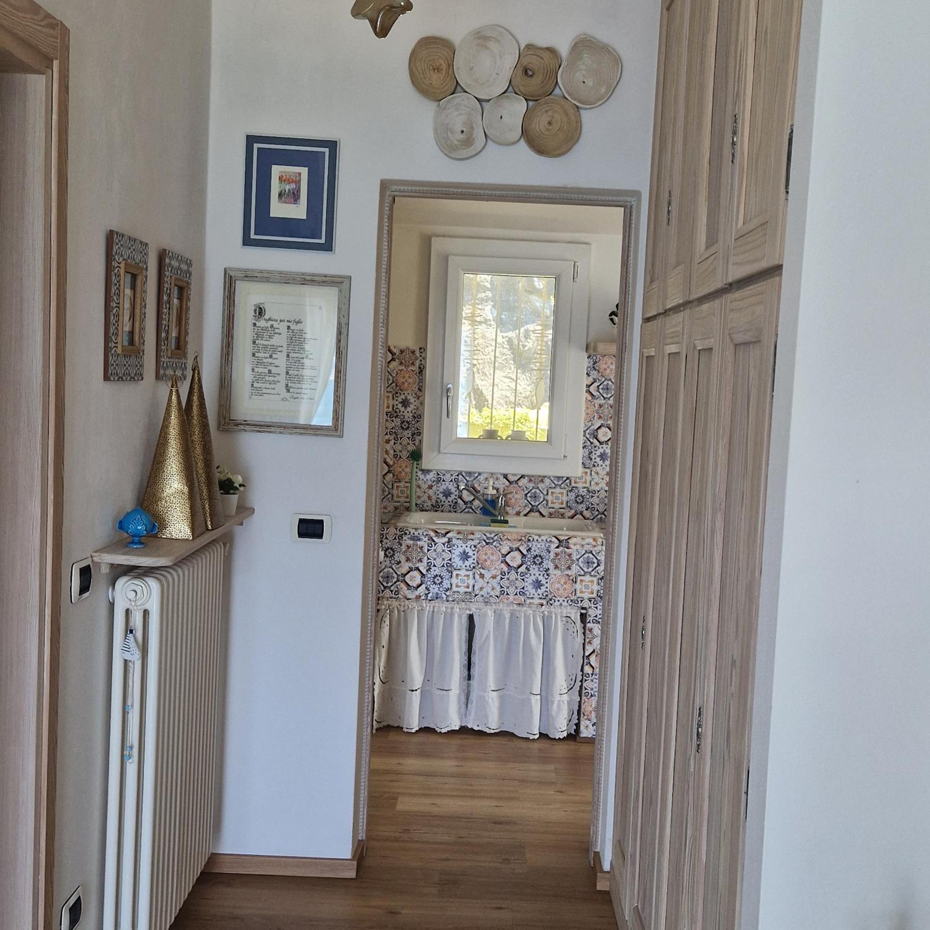 One-Bedroom House photo 3