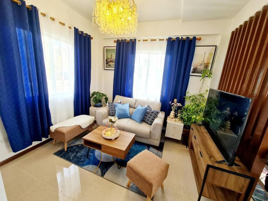 Three-Bedroom Apartment photo 1