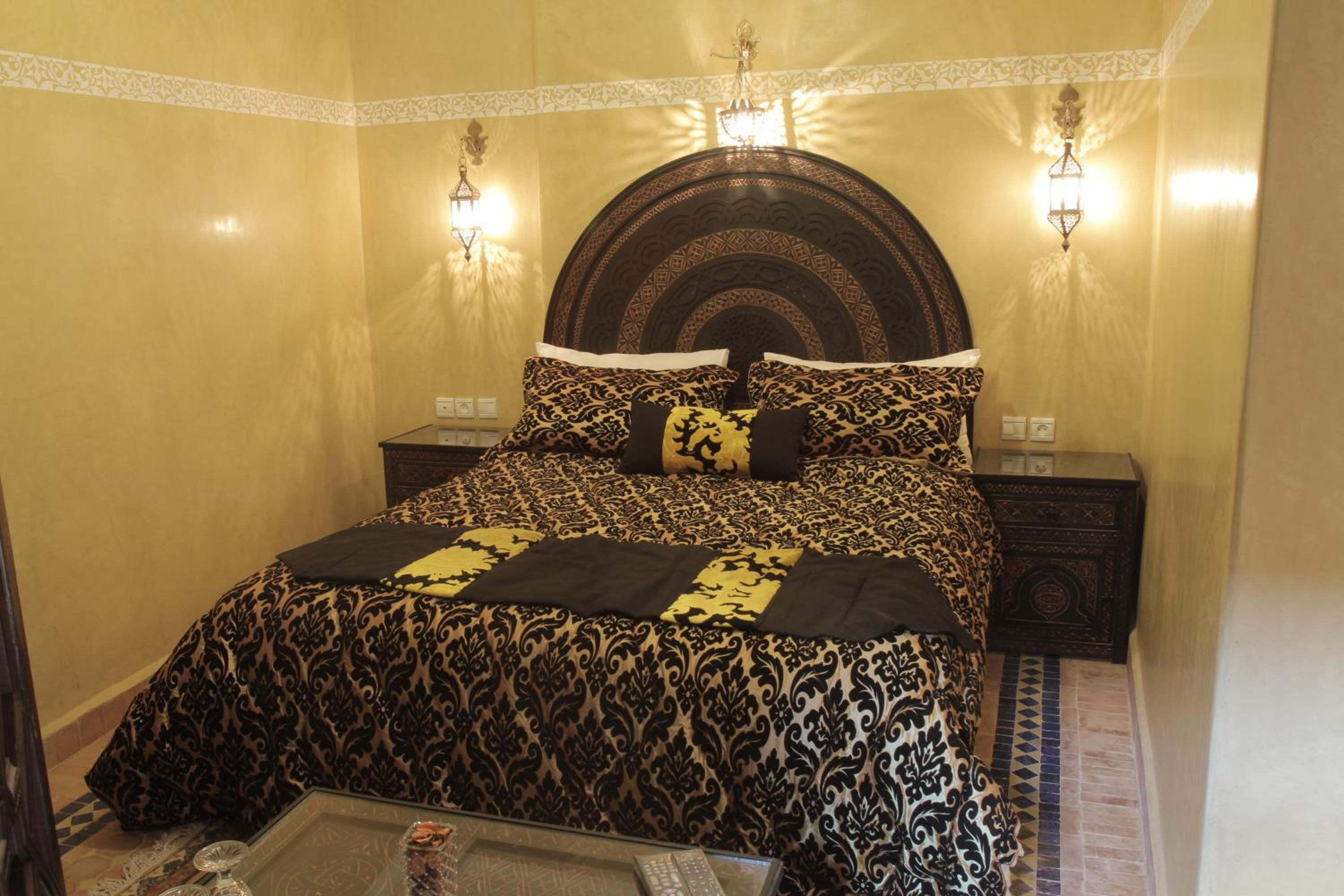 Basic Double Room photo 2