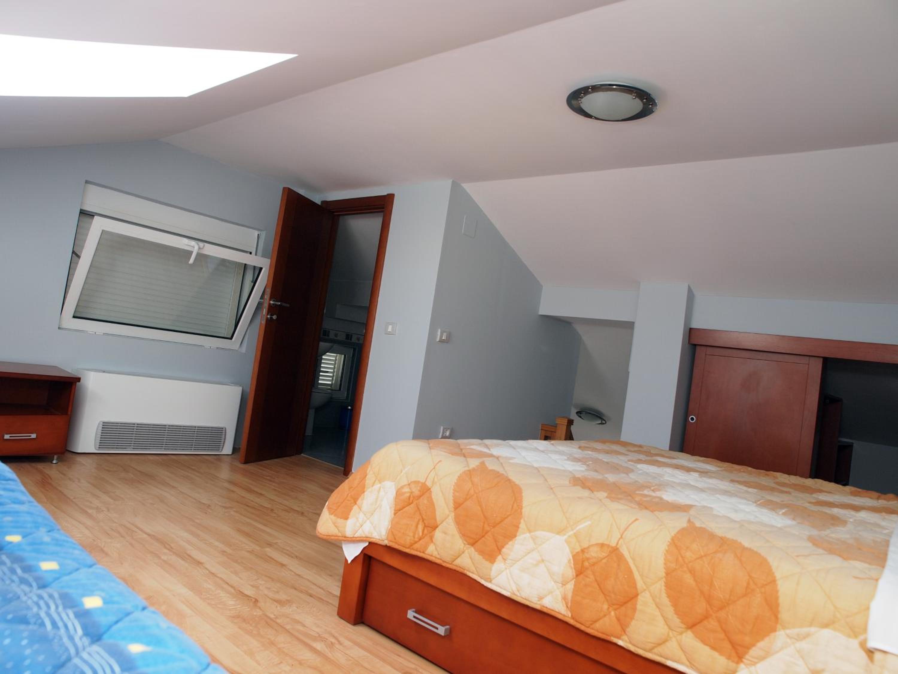 Duplex Suite with Sea View - Photo 13