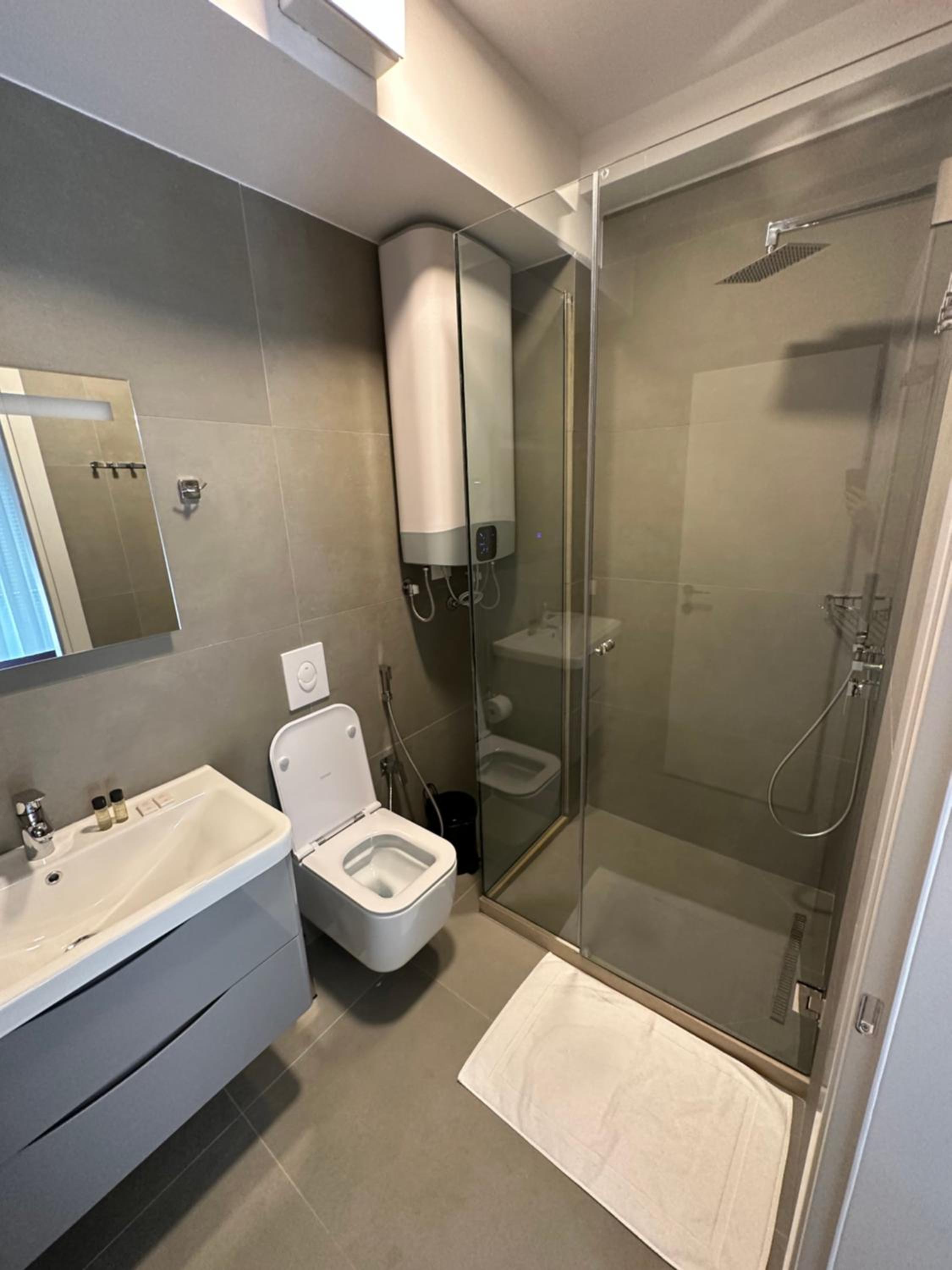 Deluxe Double Room with Balcony photo 2