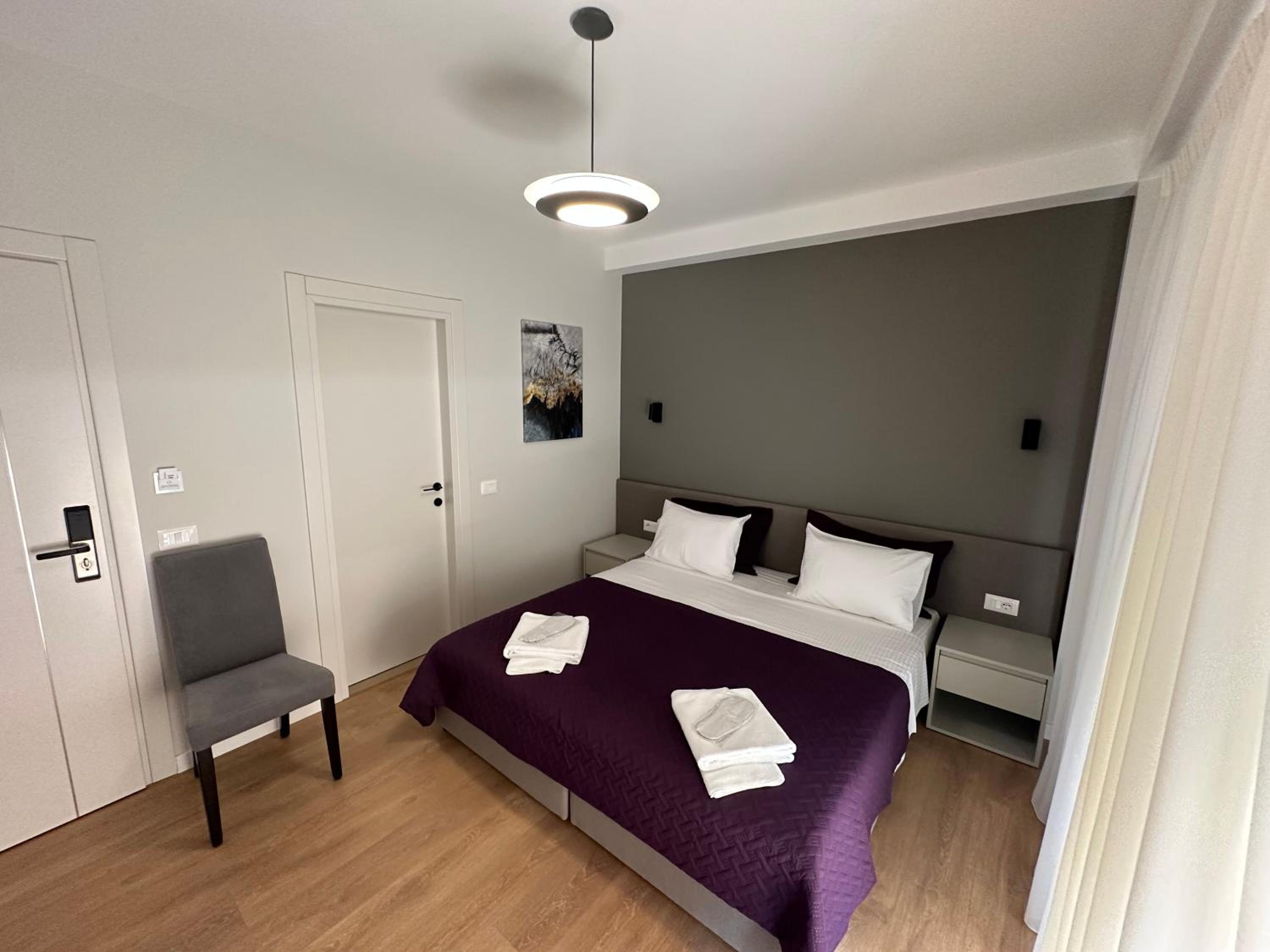 Deluxe Double Room with Balcony photo 1