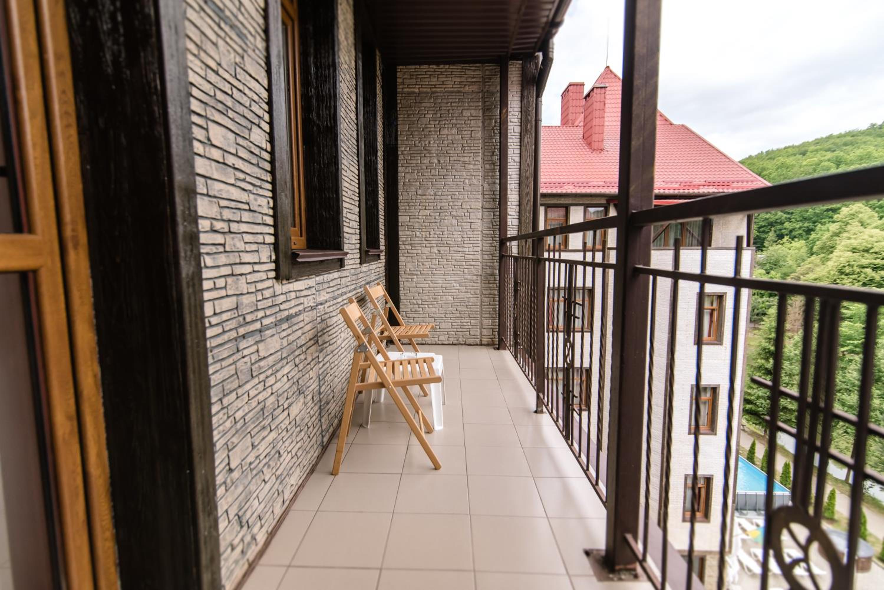 Quadruple Room with Balcony photo 3