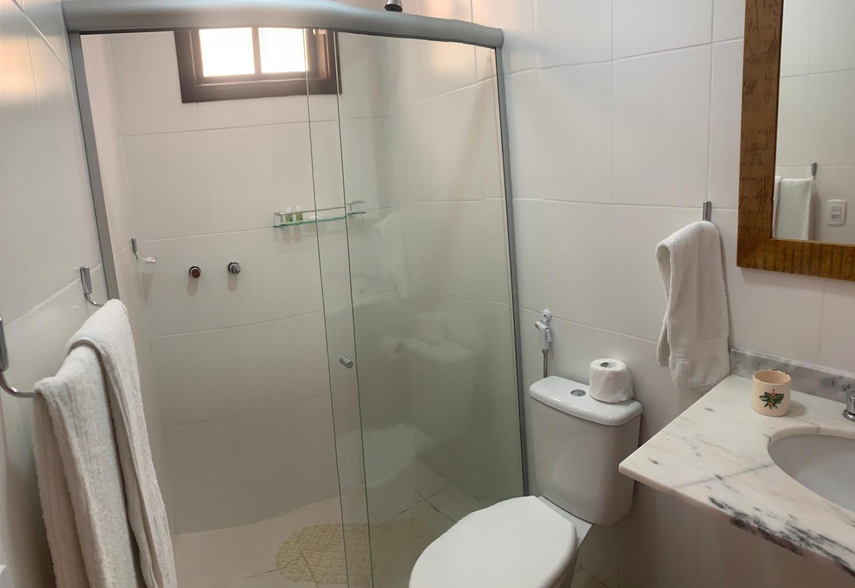 Suite - Photo 21