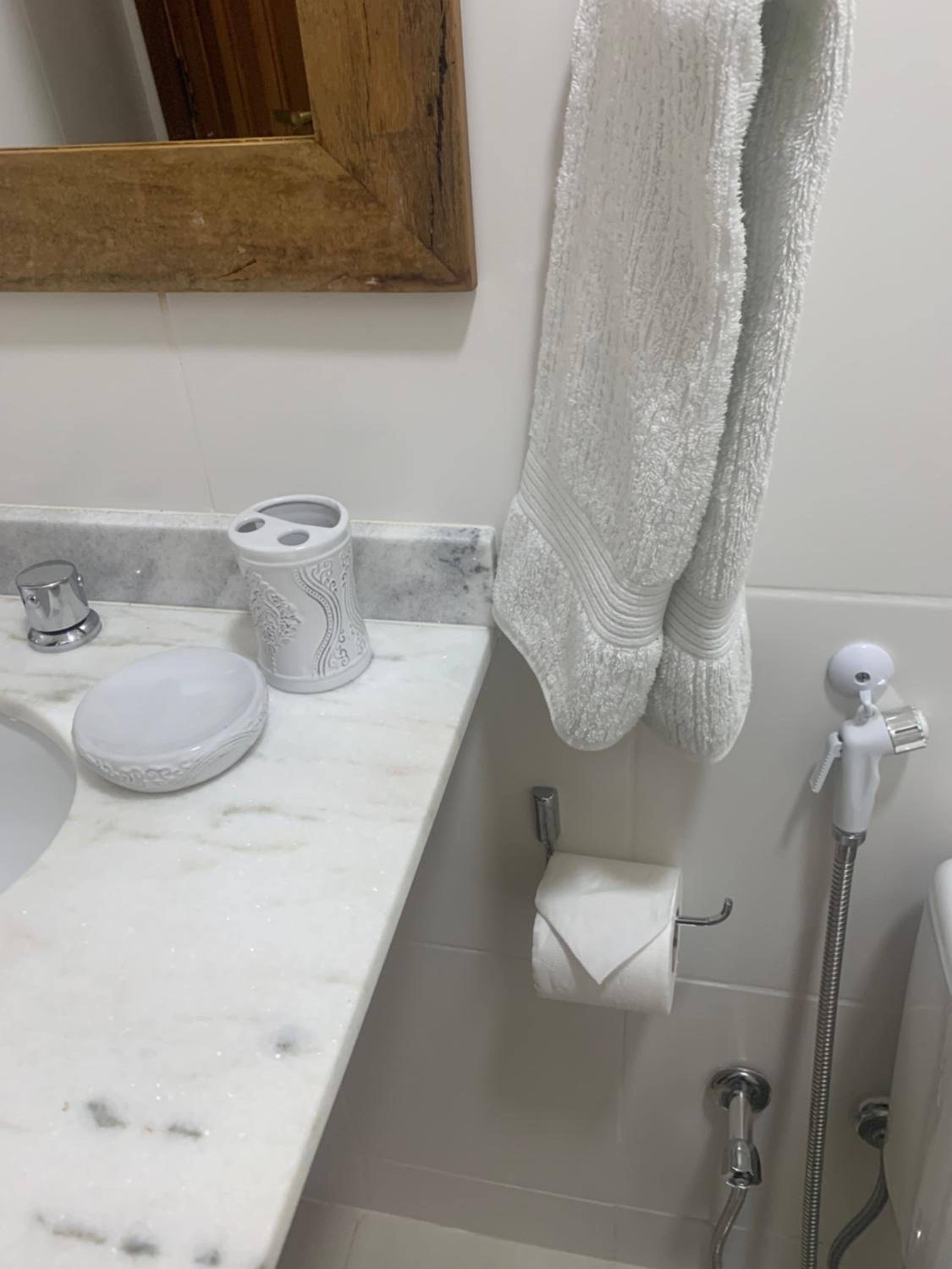 Suite - Photo 17