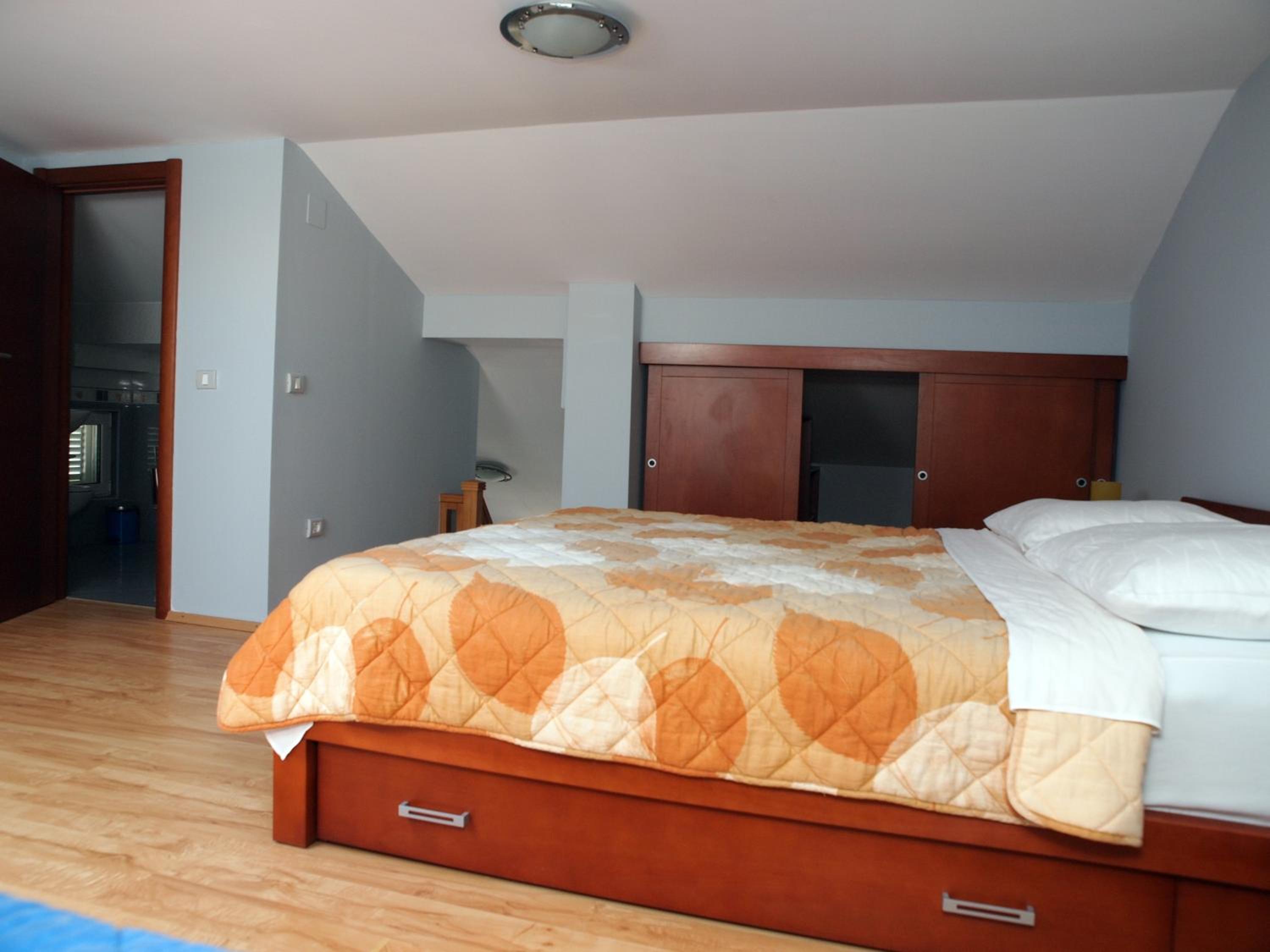 Duplex Suite with Sea View - Photo 11