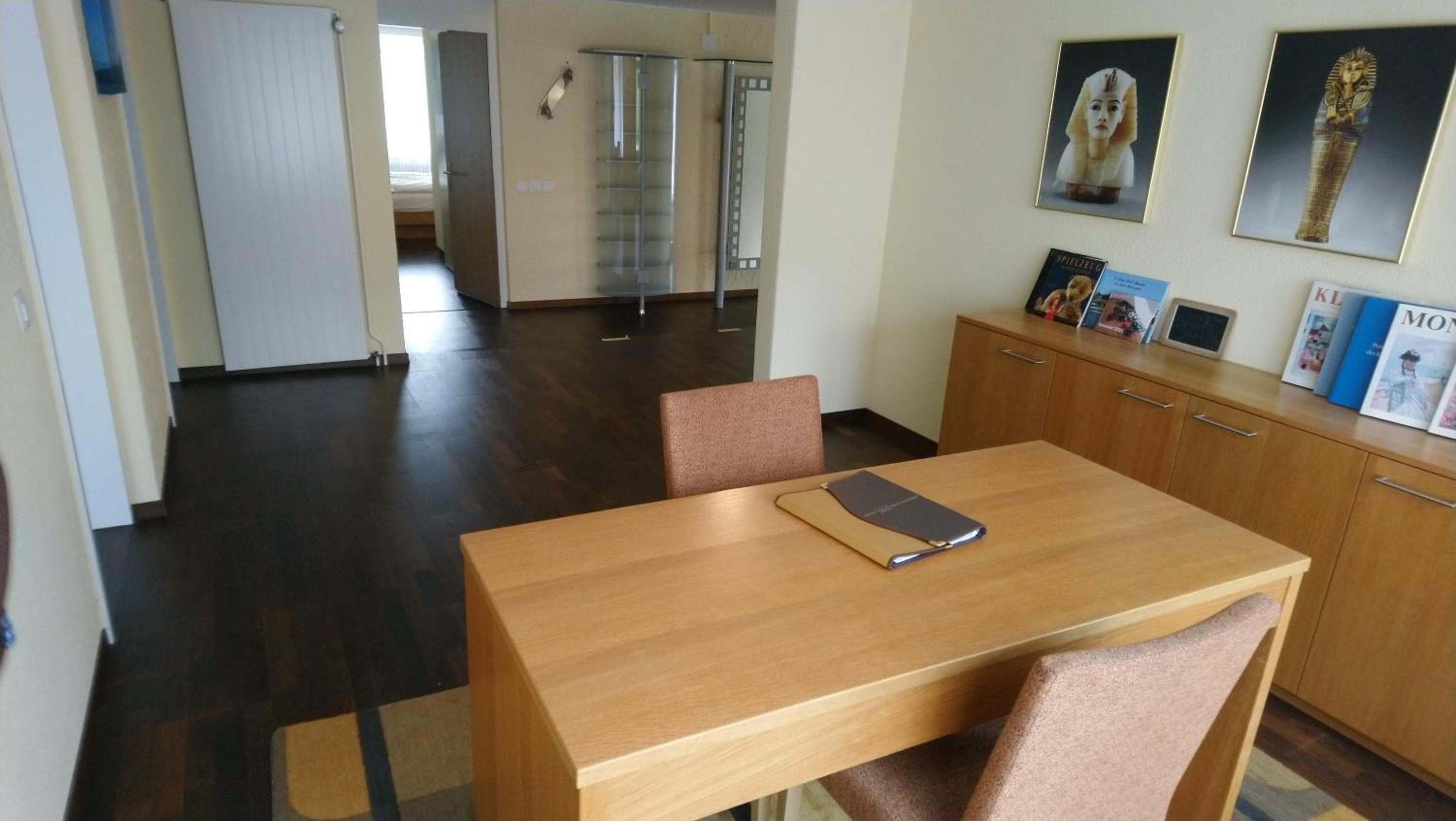 Suite with Lake View and Balcony