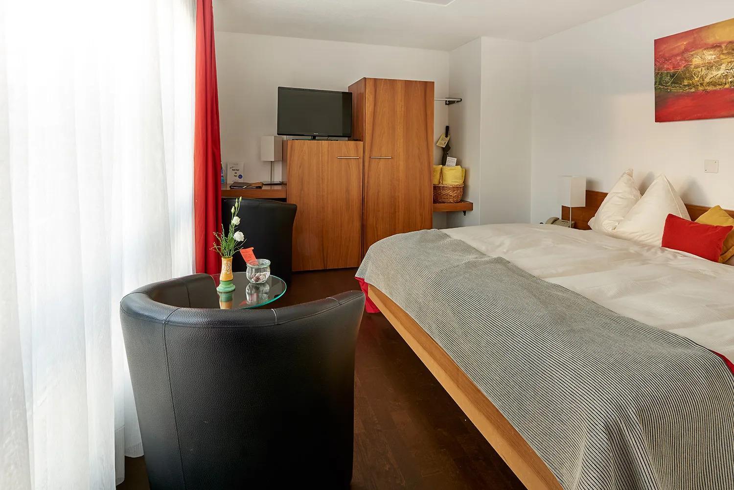 Family Suite with Lake View and Balcony