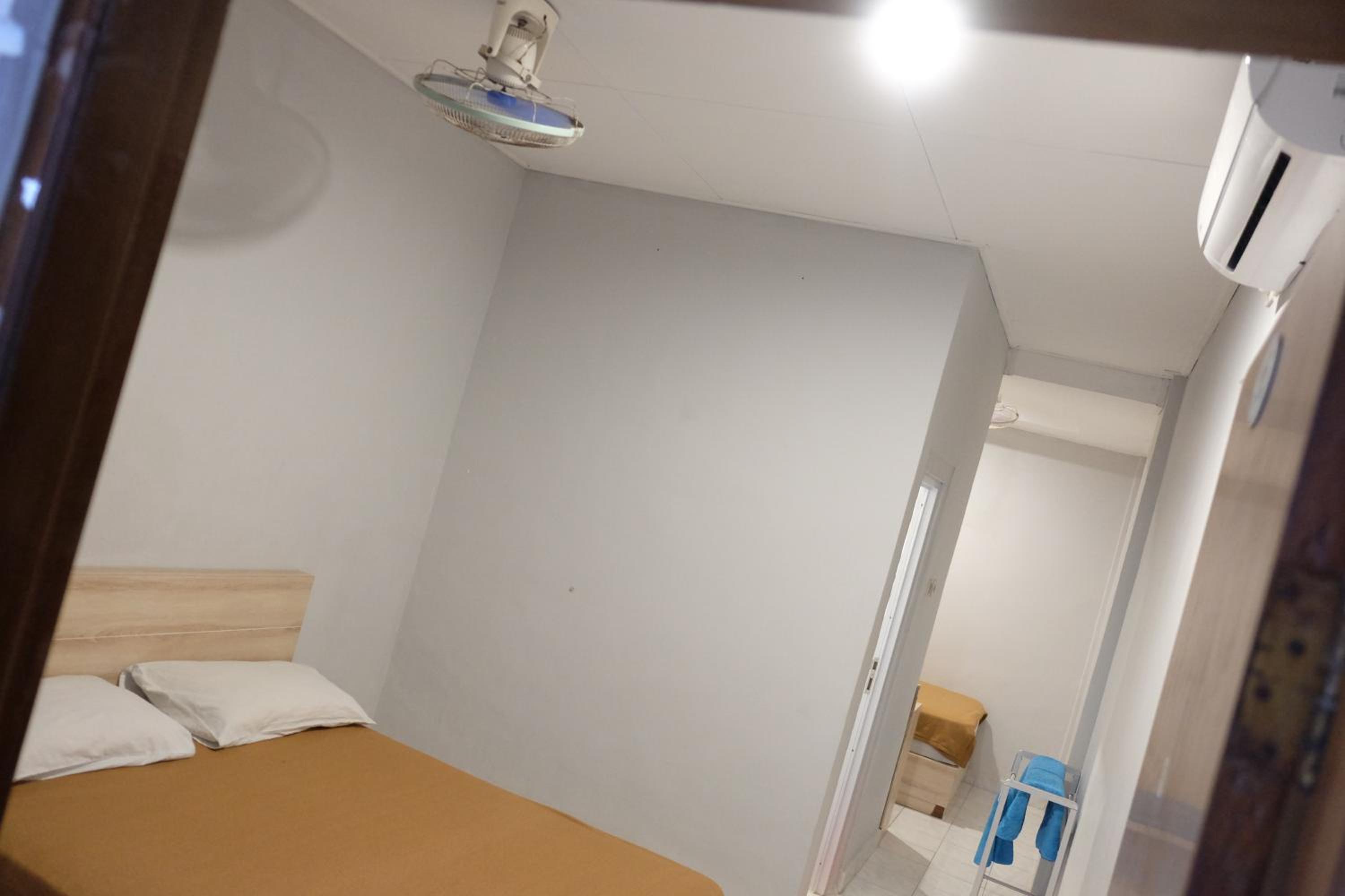 Standard Family Room photo 2